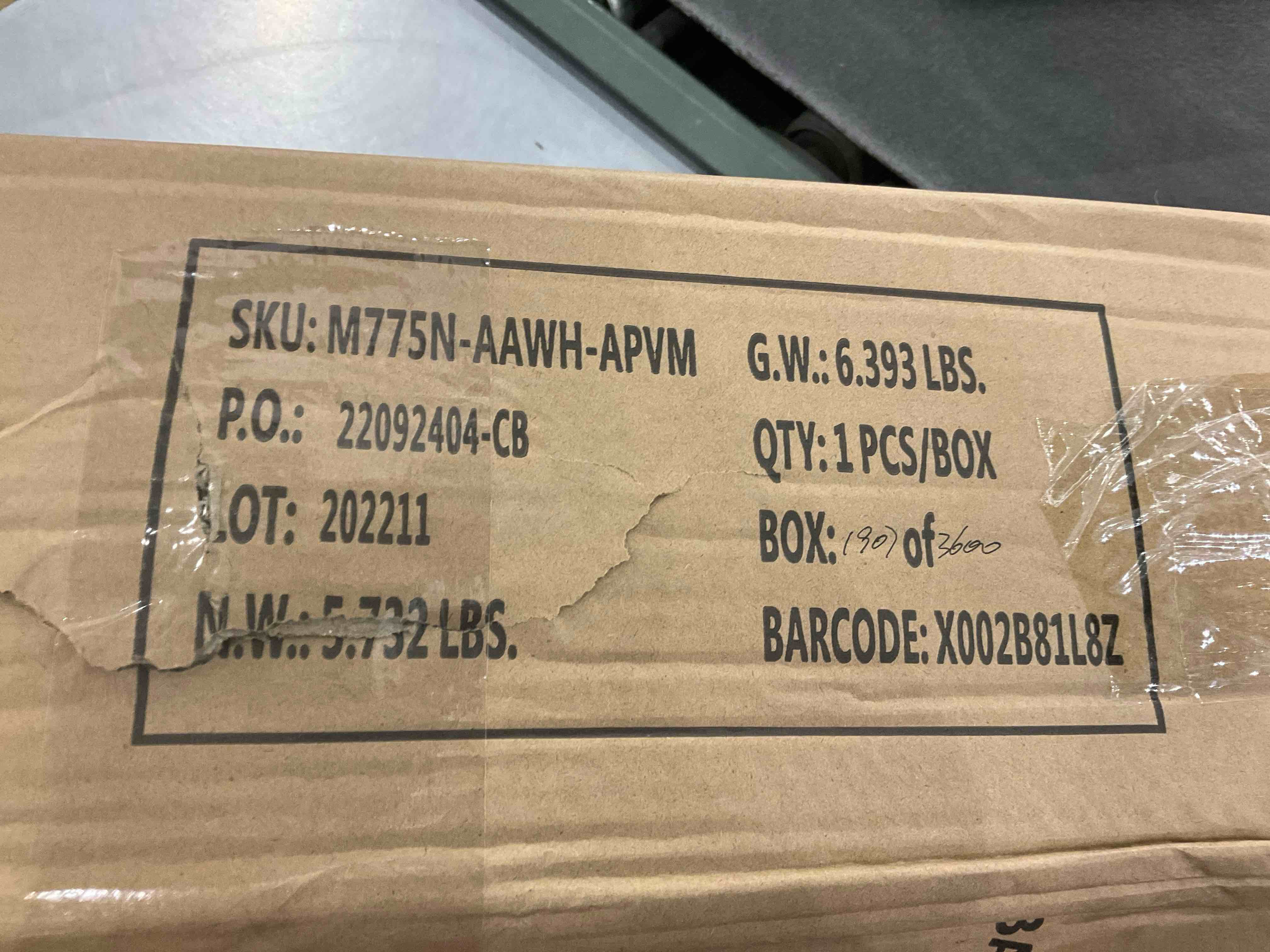 https://s3.amazonaws.com/lotting-images-prod/bidfta/EXS00719454_1702990967886.jpeg