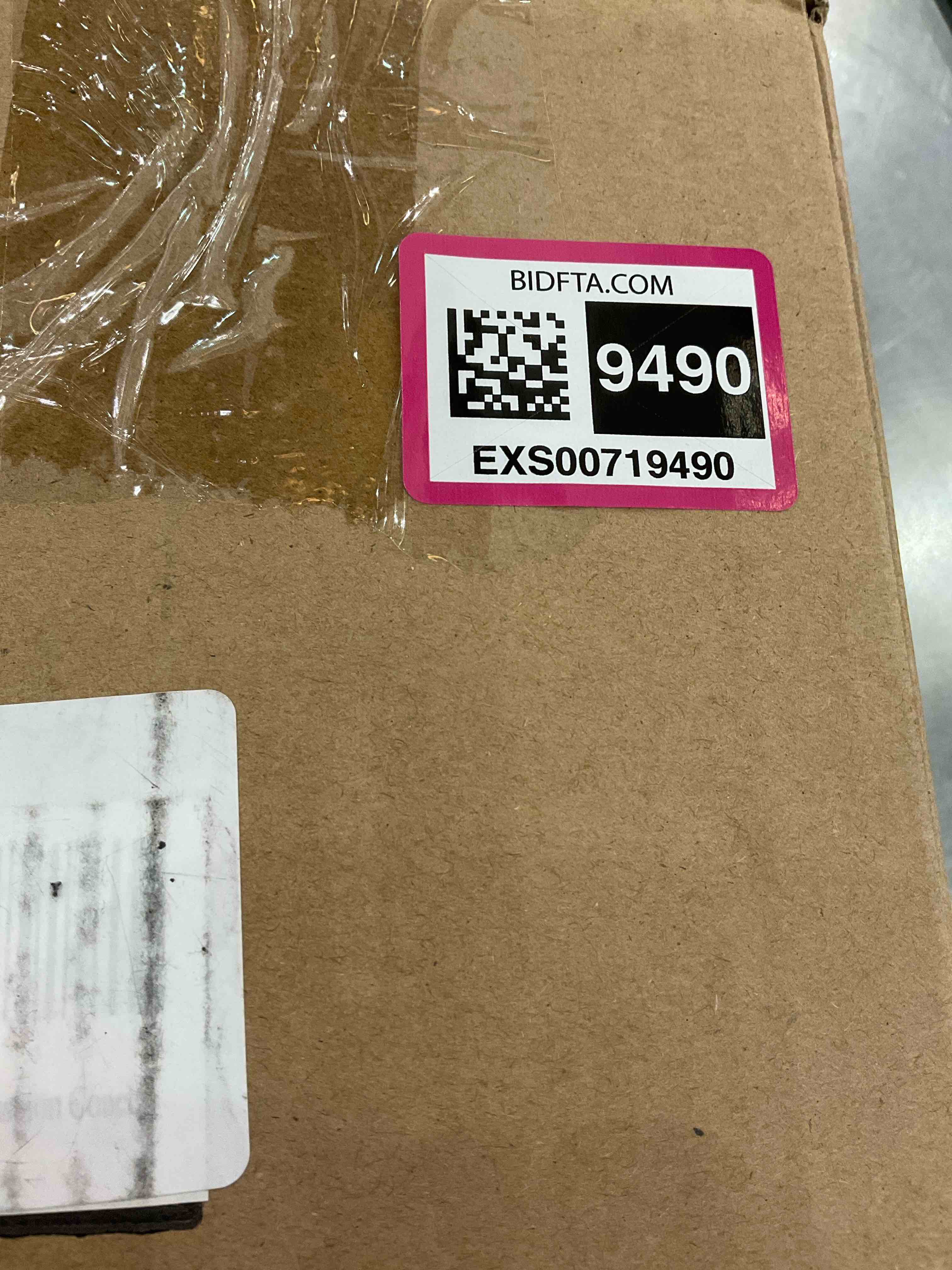 https://s3.amazonaws.com/lotting-images-prod/bidfta/EXS00719490_1703001678269.jpeg