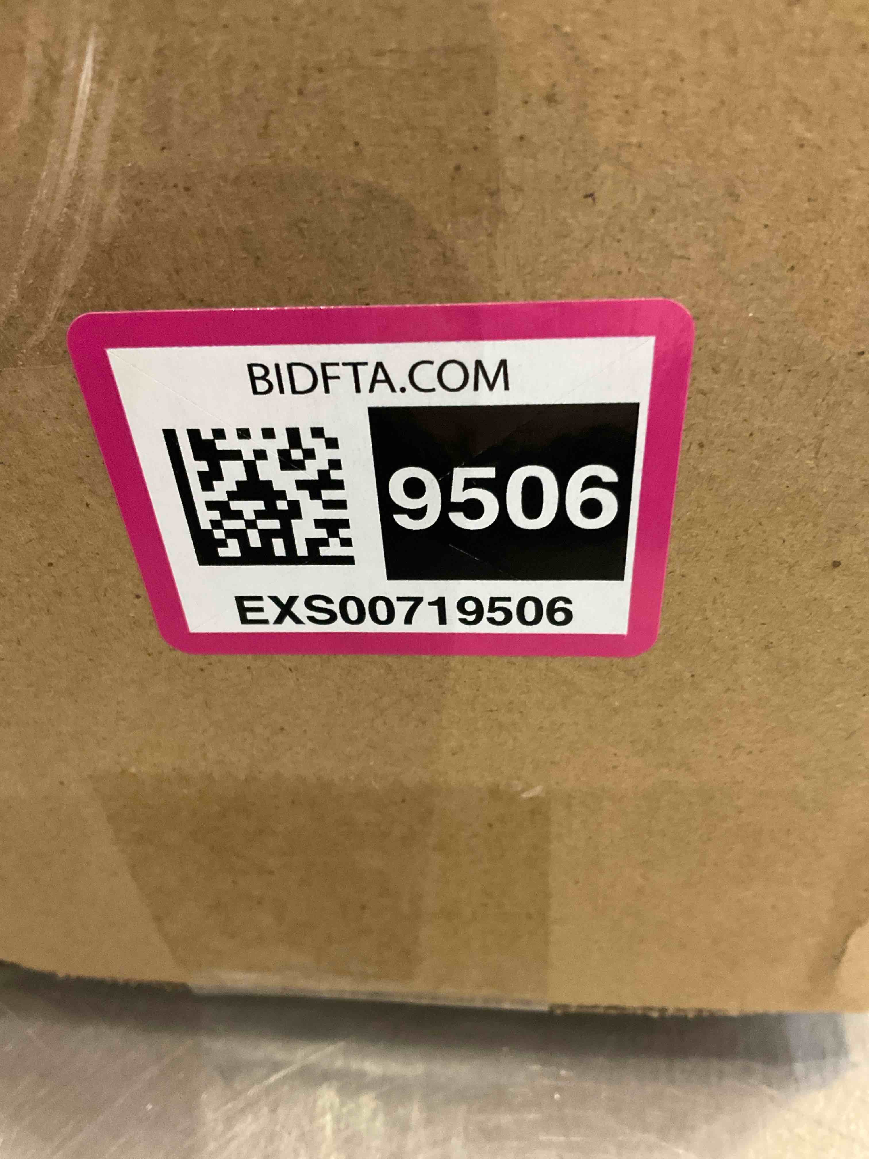 https://s3.amazonaws.com/lotting-images-prod/bidfta/EXS00719506_1702404120866.jpeg