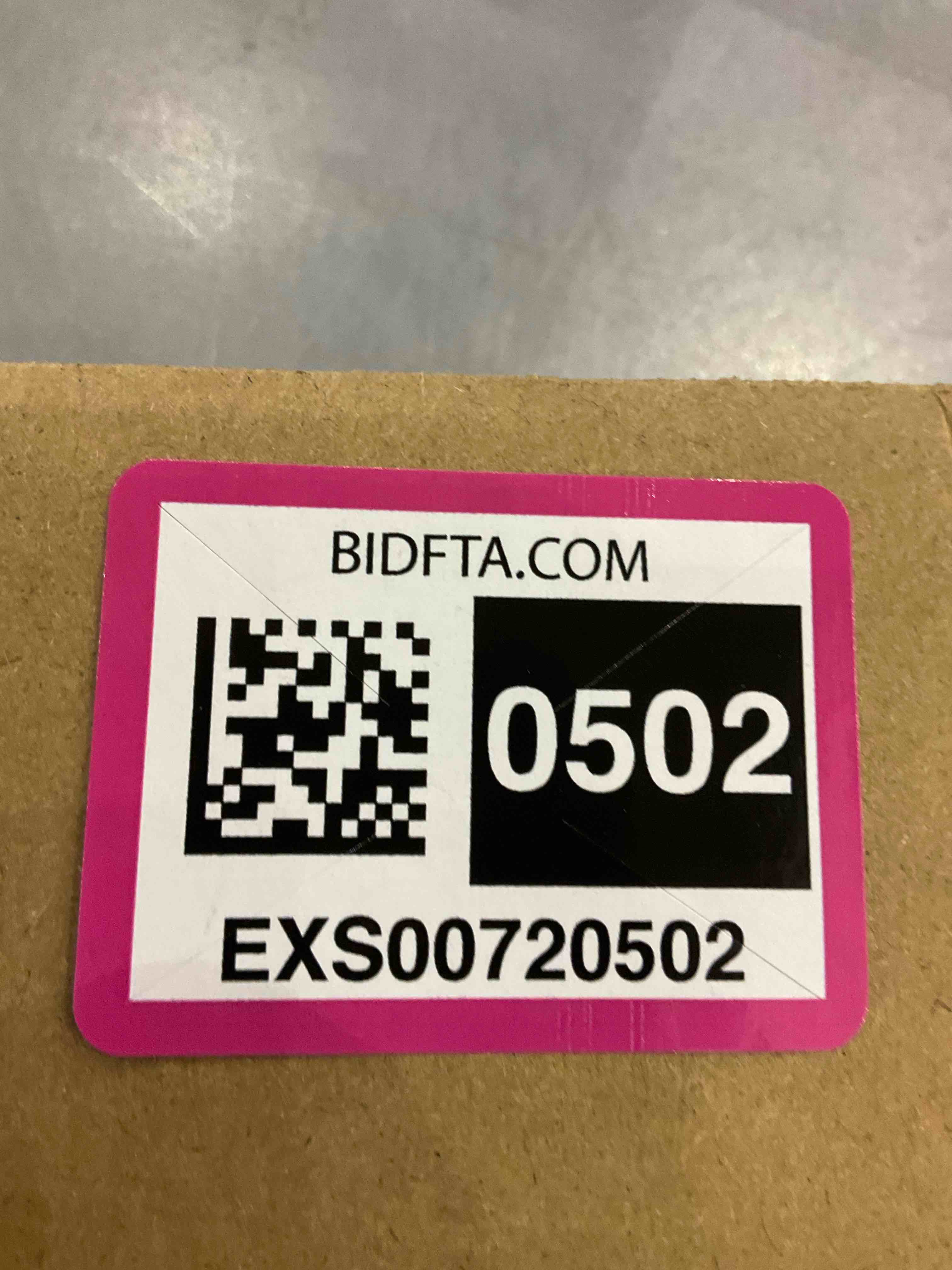 https://s3.amazonaws.com/lotting-images-prod/bidfta/EXS00720502_1703163120824.jpeg