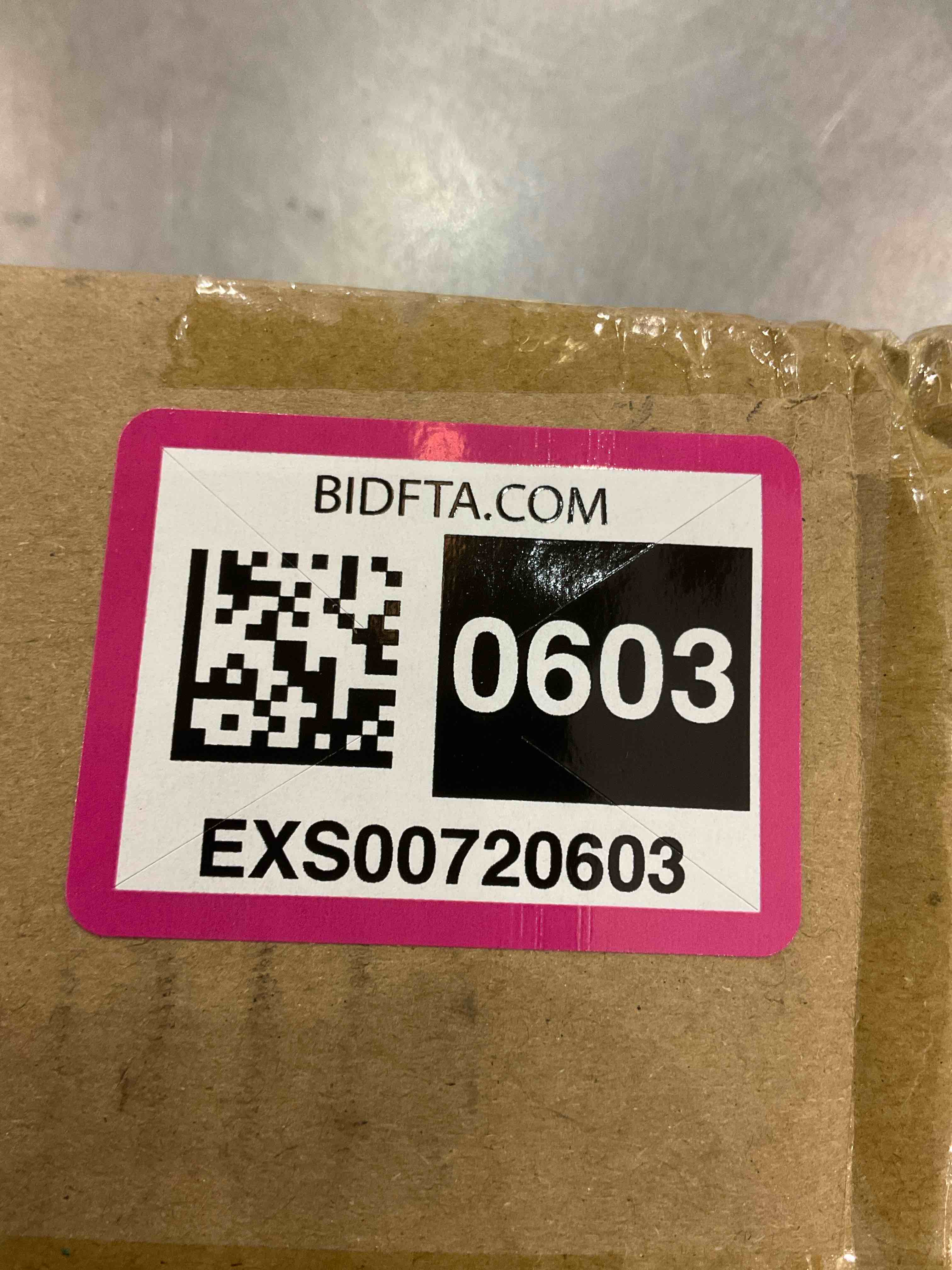 https://s3.amazonaws.com/lotting-images-prod/bidfta/EXS00720603_1703184810022.jpeg