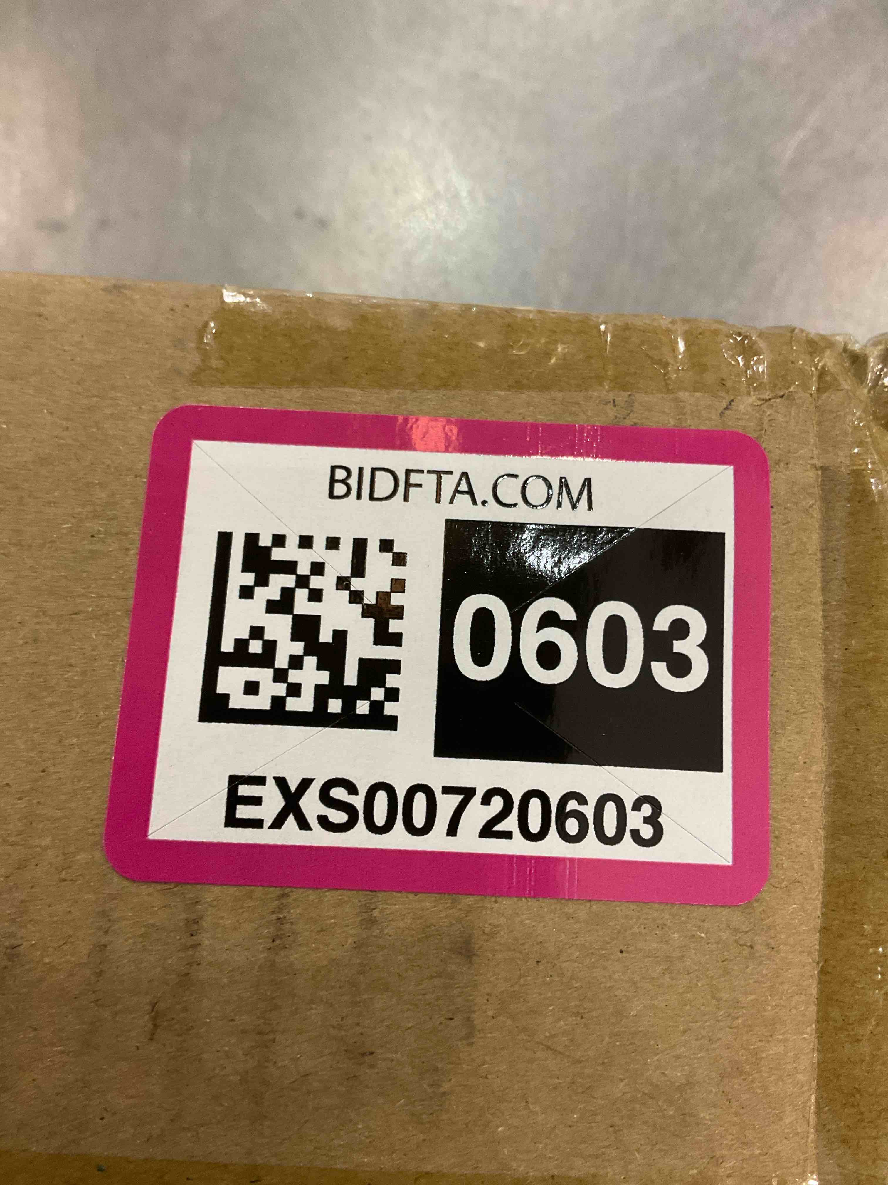 https://s3.amazonaws.com/lotting-images-prod/bidfta/EXS00720603_1703184811080.jpeg