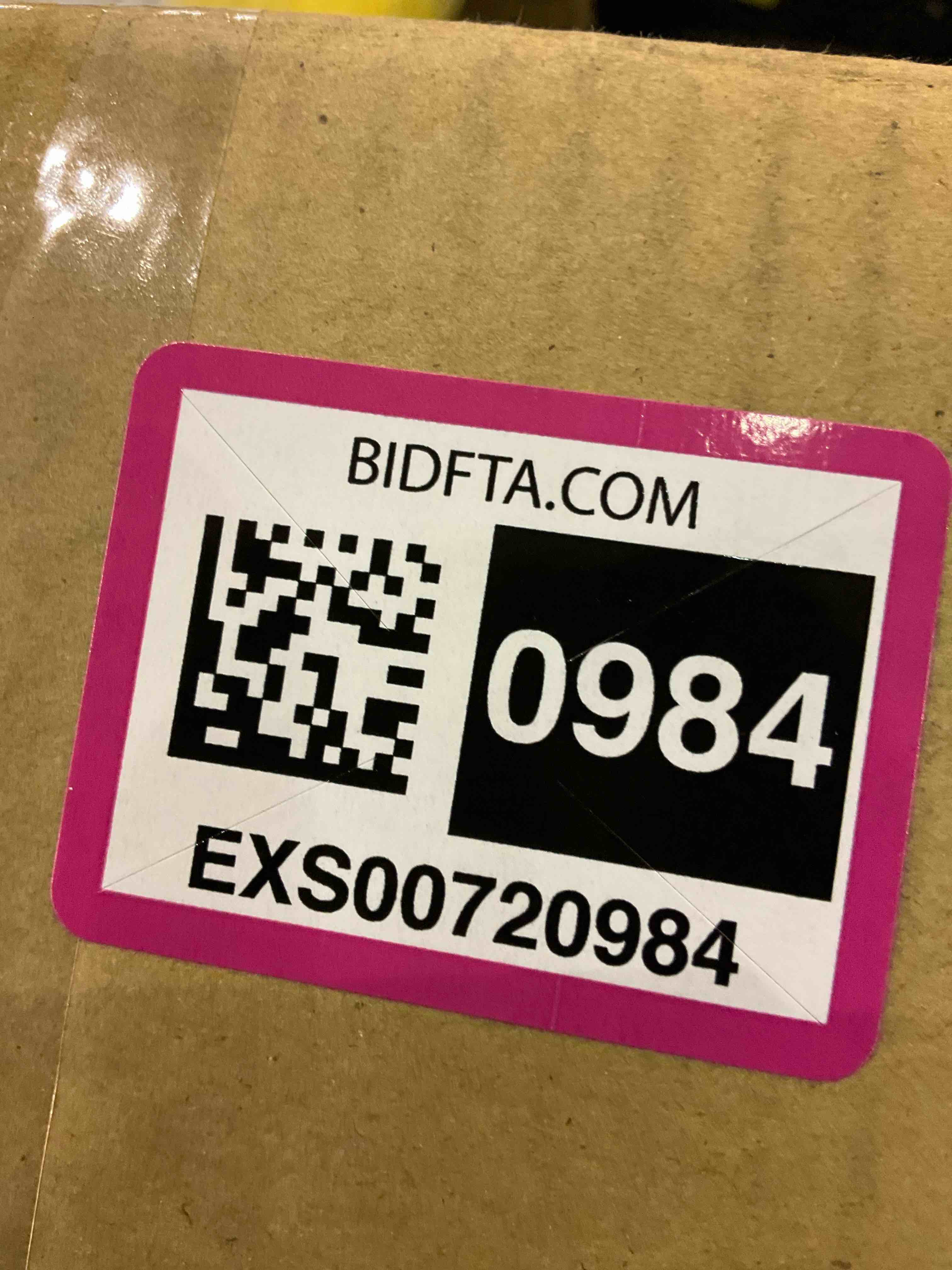 https://s3.amazonaws.com/lotting-images-prod/bidfta/EXS00720984_1704201176933.jpeg