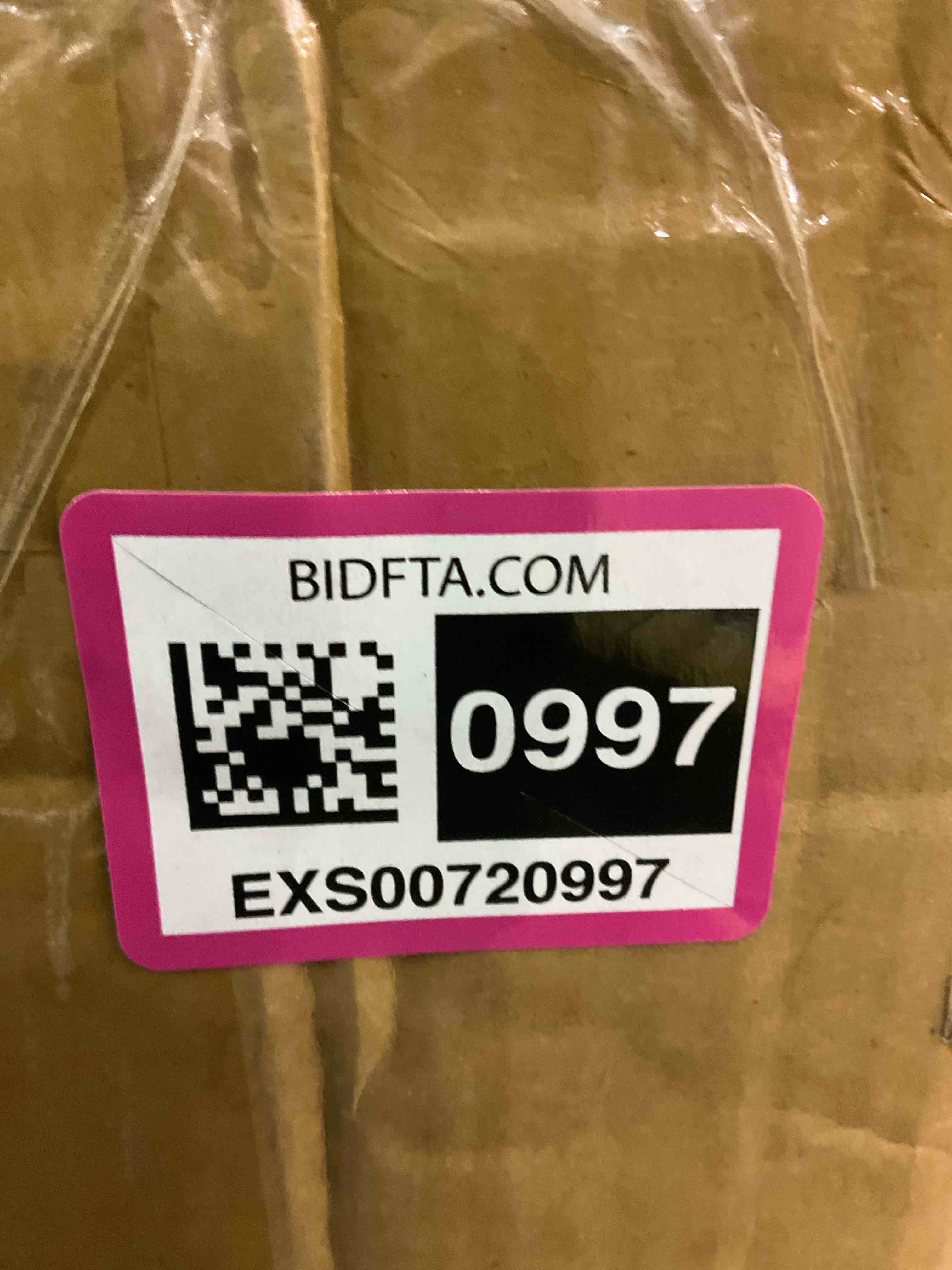 https://s3.amazonaws.com/lotting-images-prod/bidfta/EXS00720997_1704205918525.jpeg