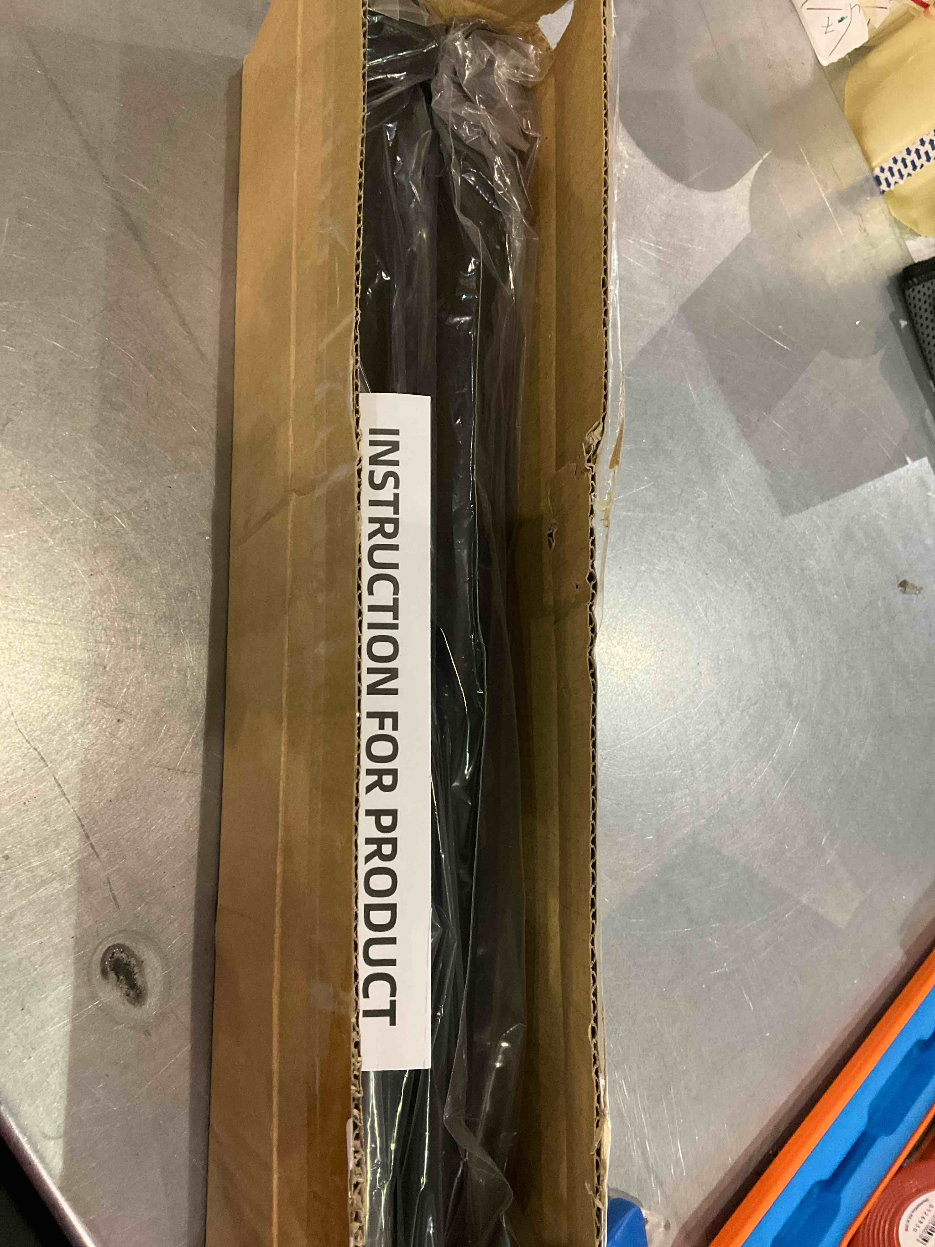https://s3.amazonaws.com/lotting-images-prod/bidfta/EXS00721628_1704197749379.jpeg