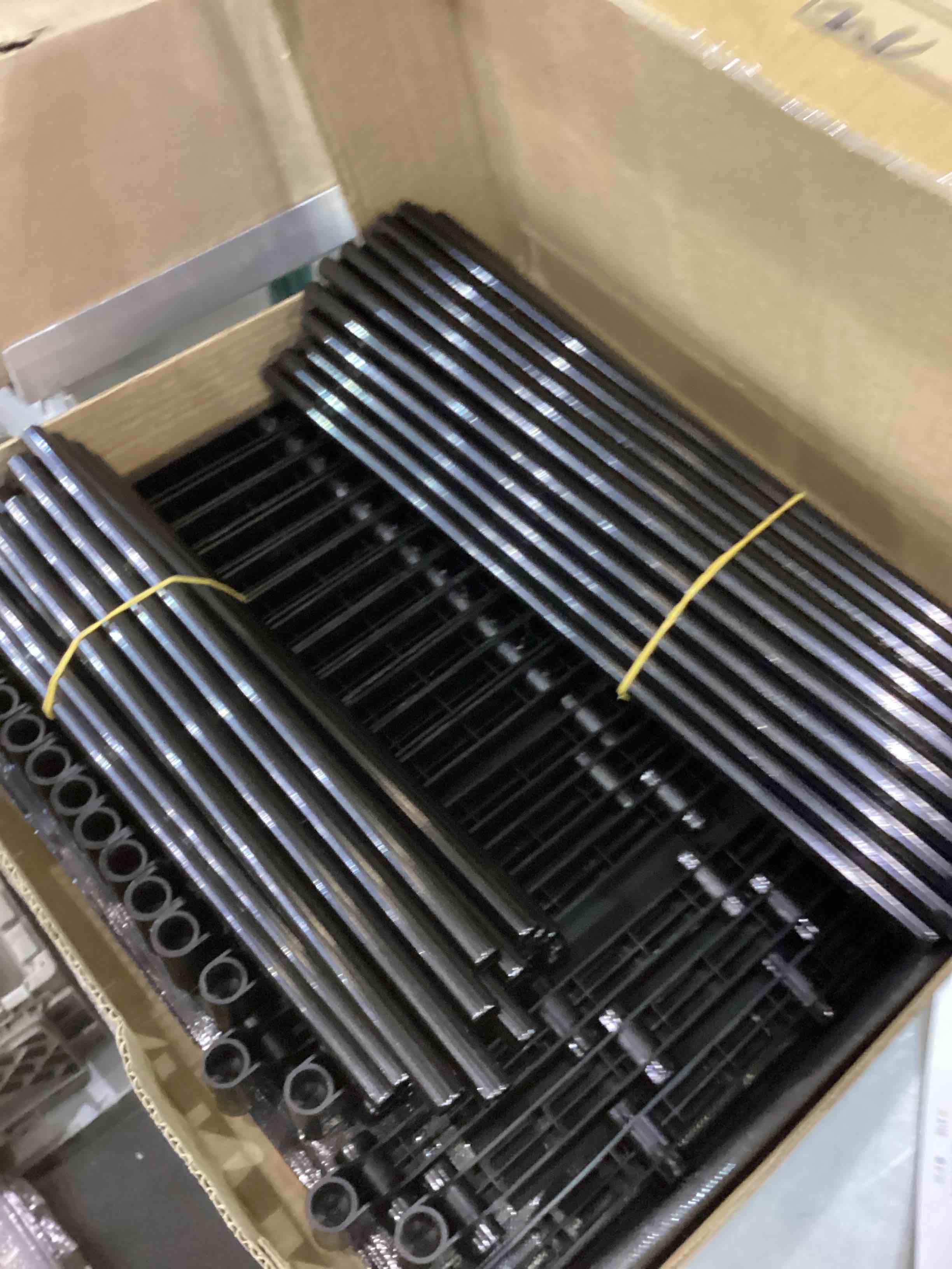 MOYIPIN Bookshelves, Assembled Storage Rack, Bedroom Living Room Vertical Cabinet Bookshelf, Double Row 10-Grid Multi-Functional Storage Equipment (Black)