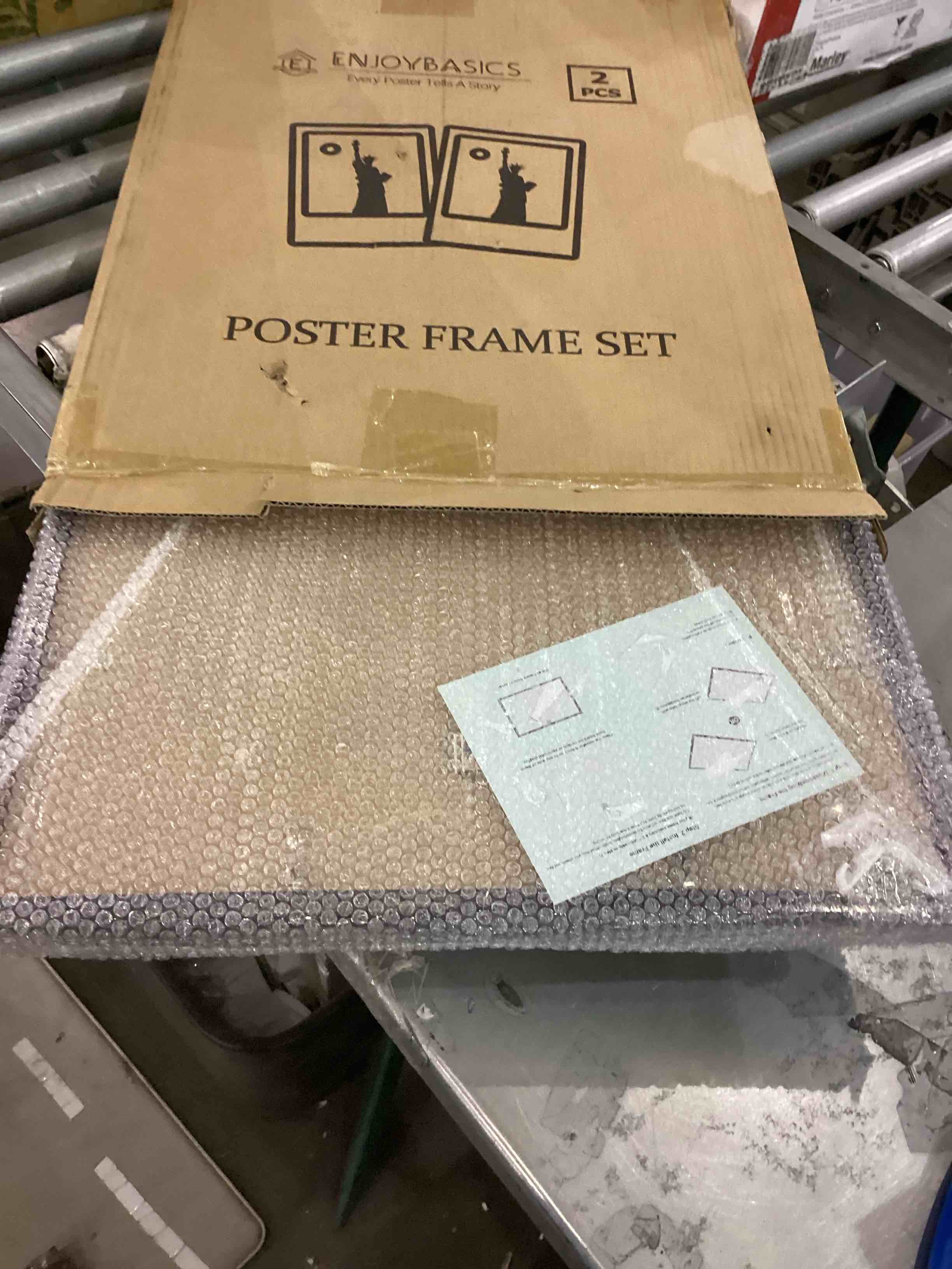 https://s3.amazonaws.com/lotting-images-prod/bidfta/EXS00722150_1703792246494.jpeg