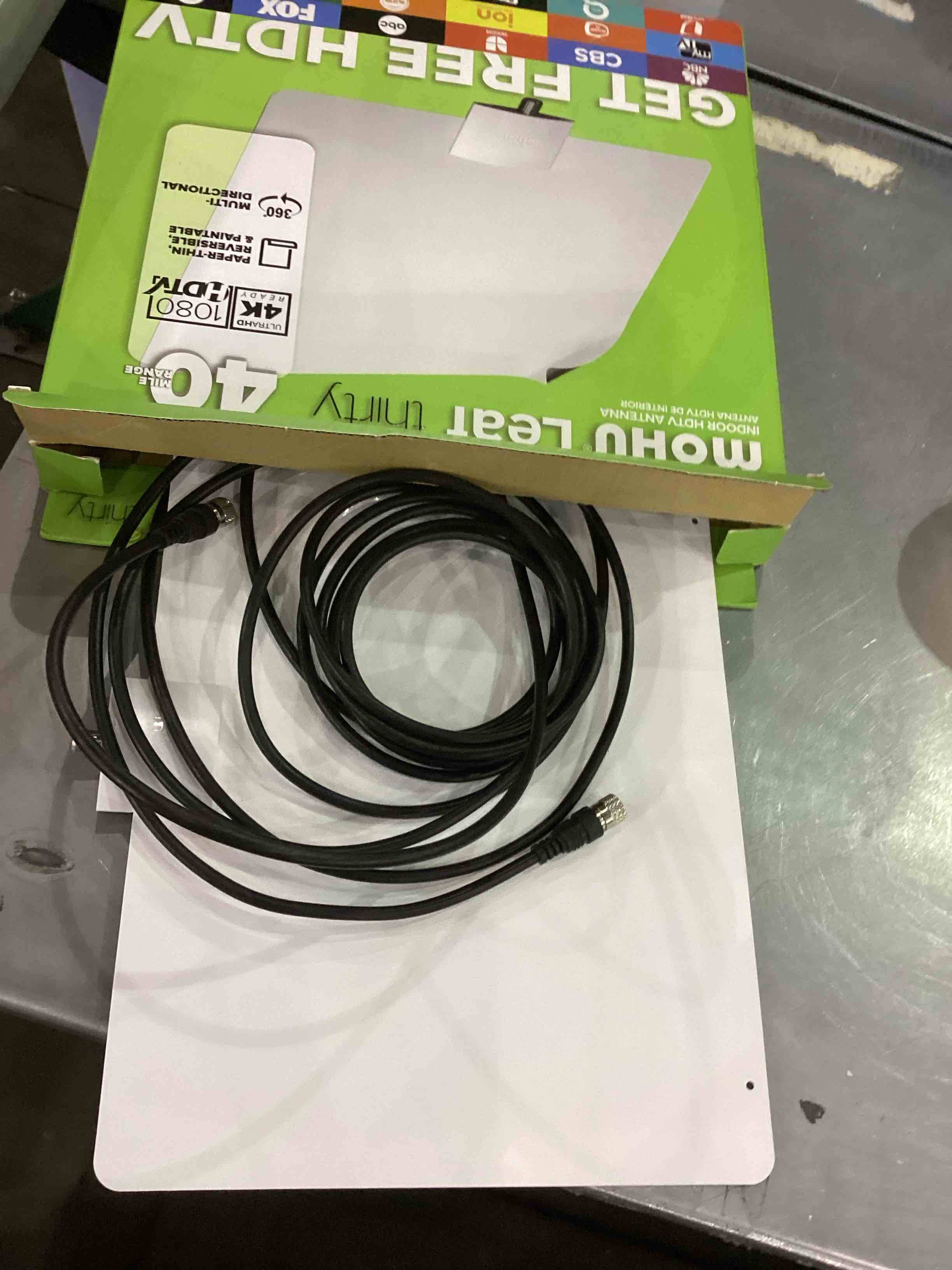 https://s3.amazonaws.com/lotting-images-prod/bidfta/EXS00722359_1704197869893.jpeg