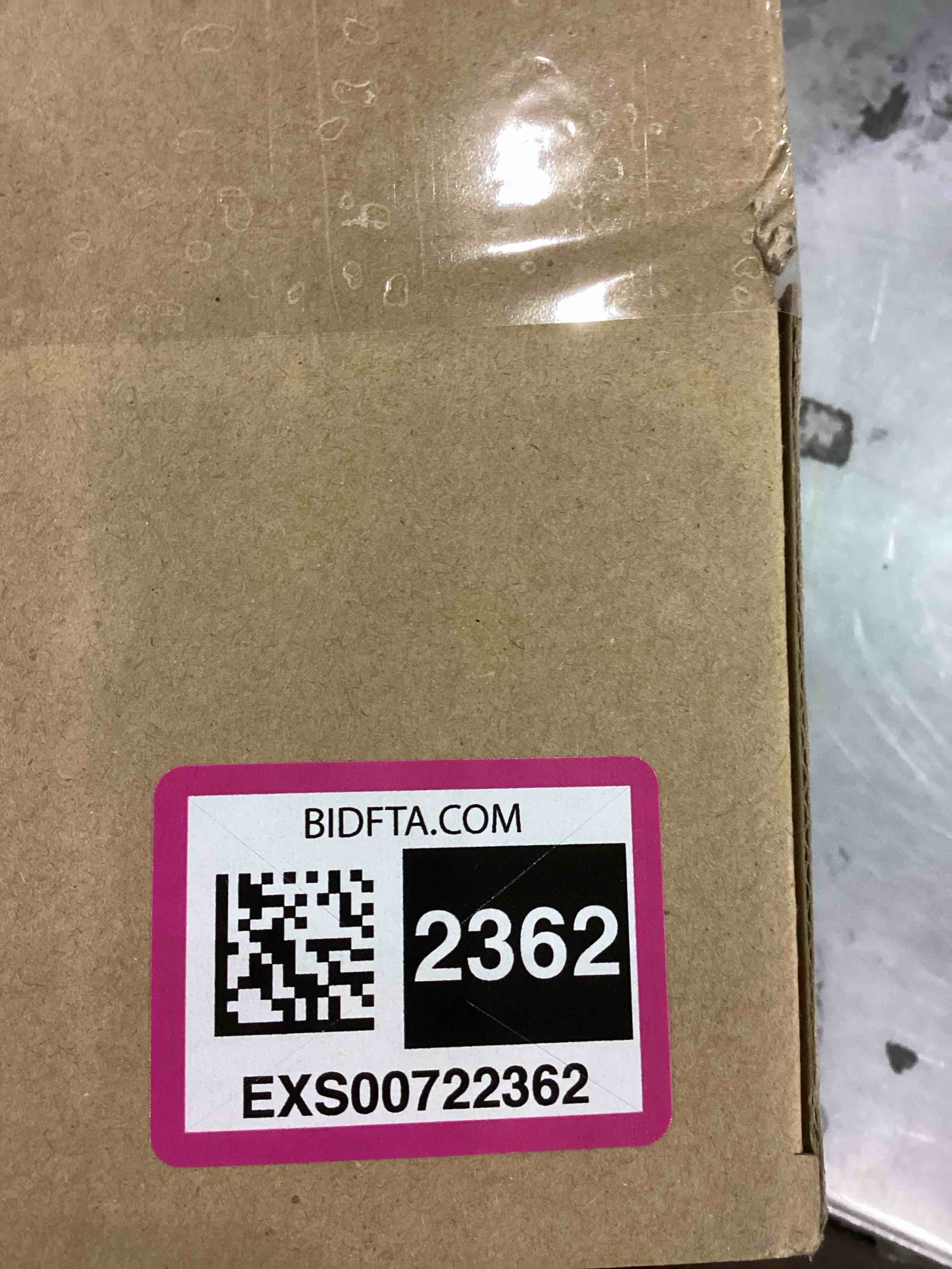 https://s3.amazonaws.com/lotting-images-prod/bidfta/EXS00722362_1704198444591.jpeg