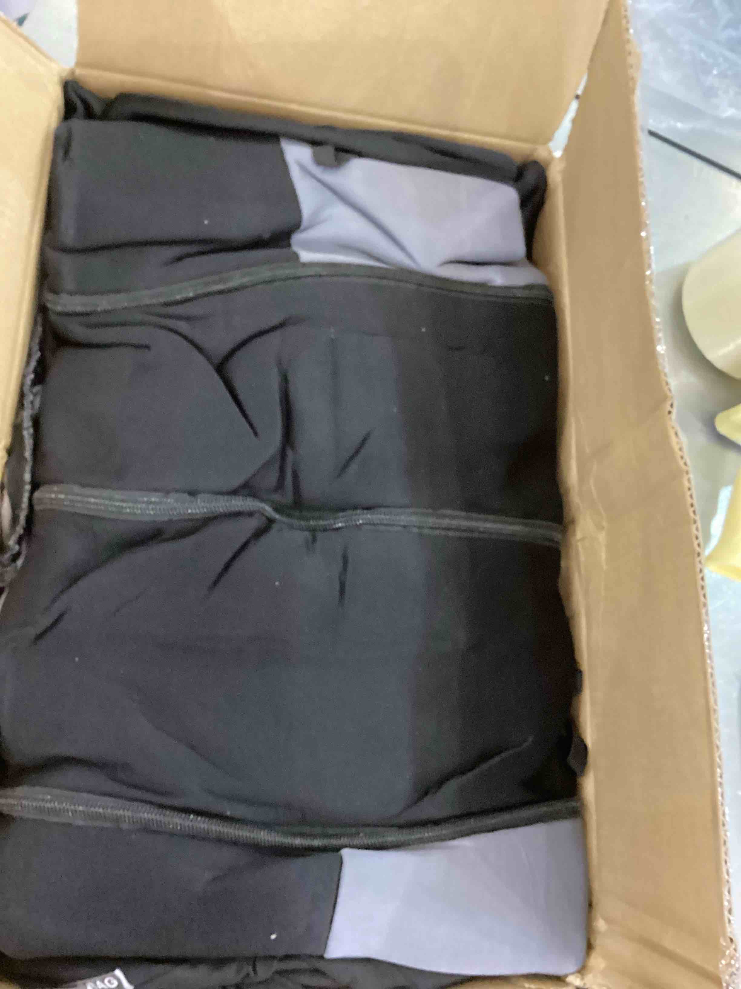https://s3.amazonaws.com/lotting-images-prod/bidfta/EXS00722750_1704391691609.jpeg