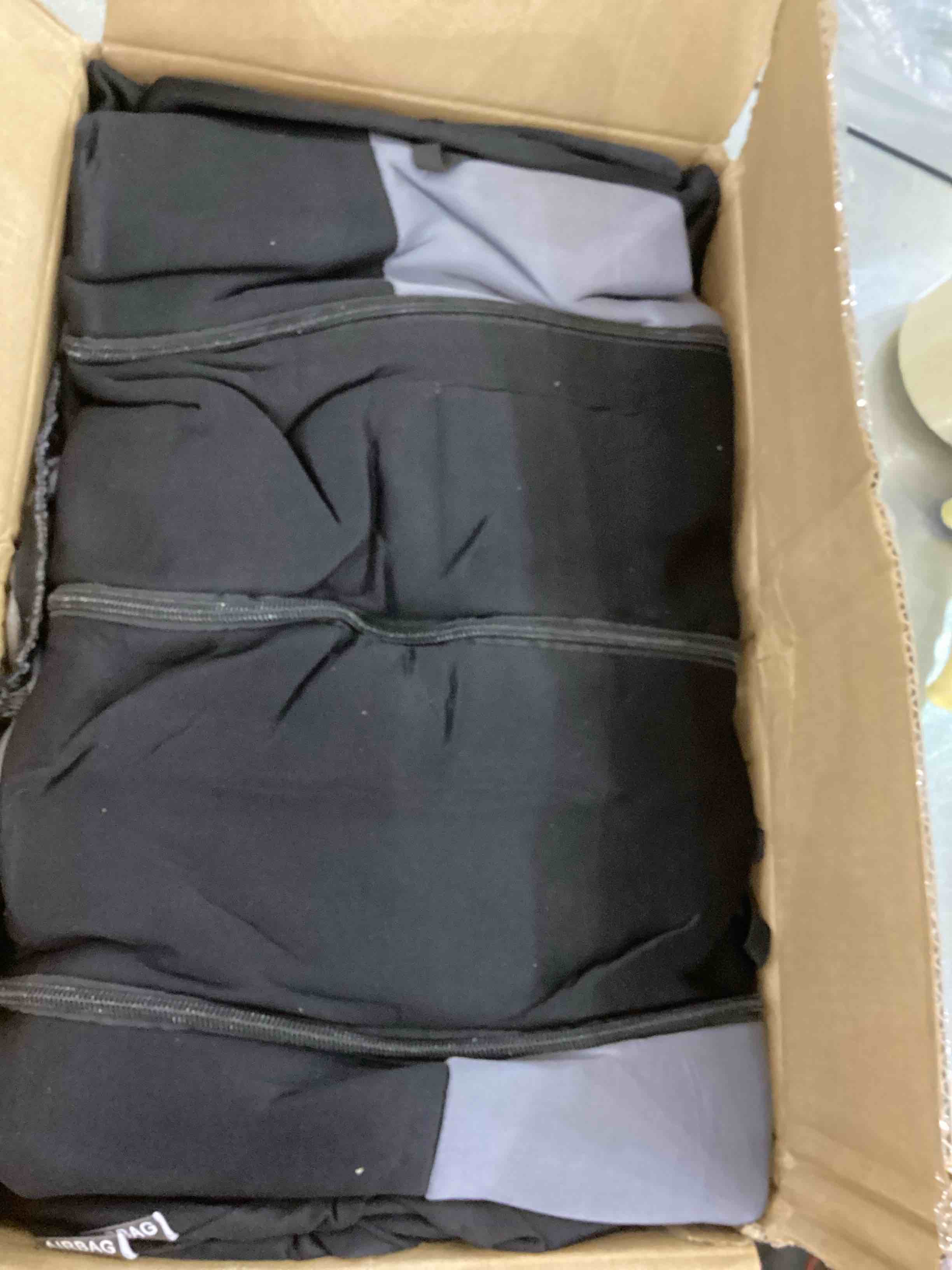 https://s3.amazonaws.com/lotting-images-prod/bidfta/EXS00722750_1704391693955.jpeg