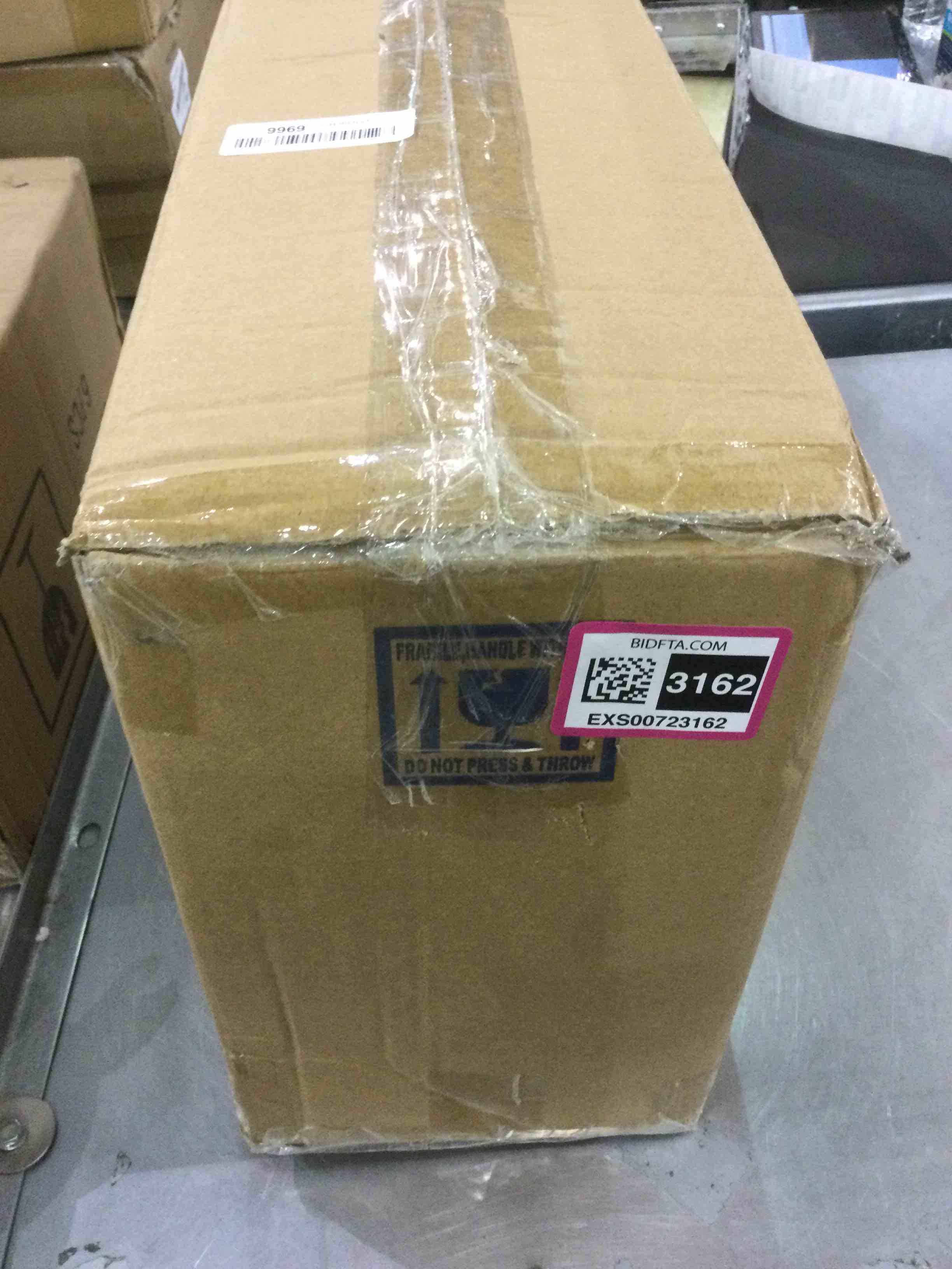 https://s3.amazonaws.com/lotting-images-prod/bidfta/EXS00723162_1704312532777.jpeg