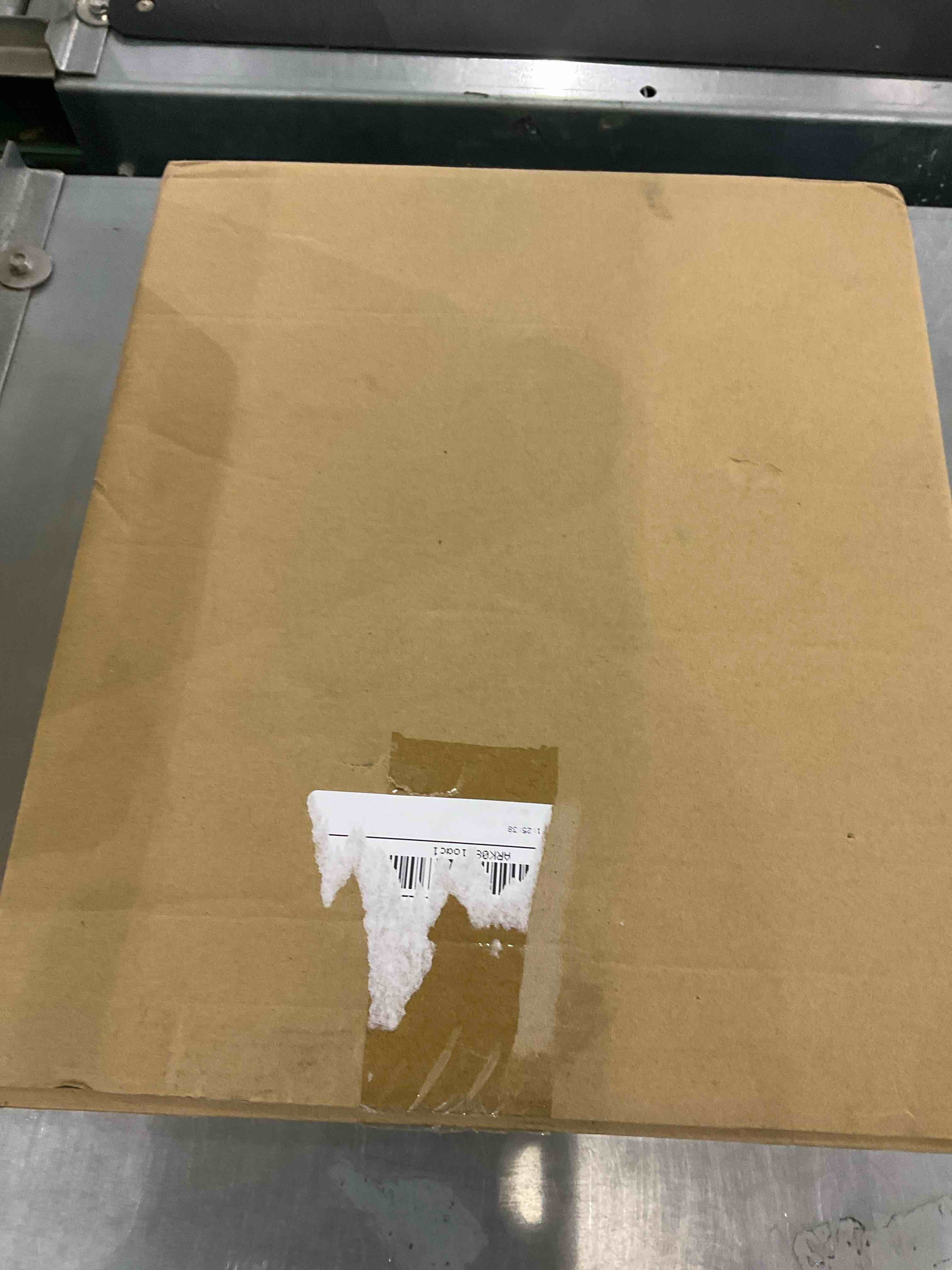 https://s3.amazonaws.com/lotting-images-prod/bidfta/EXS00723401_1704716884382.jpeg