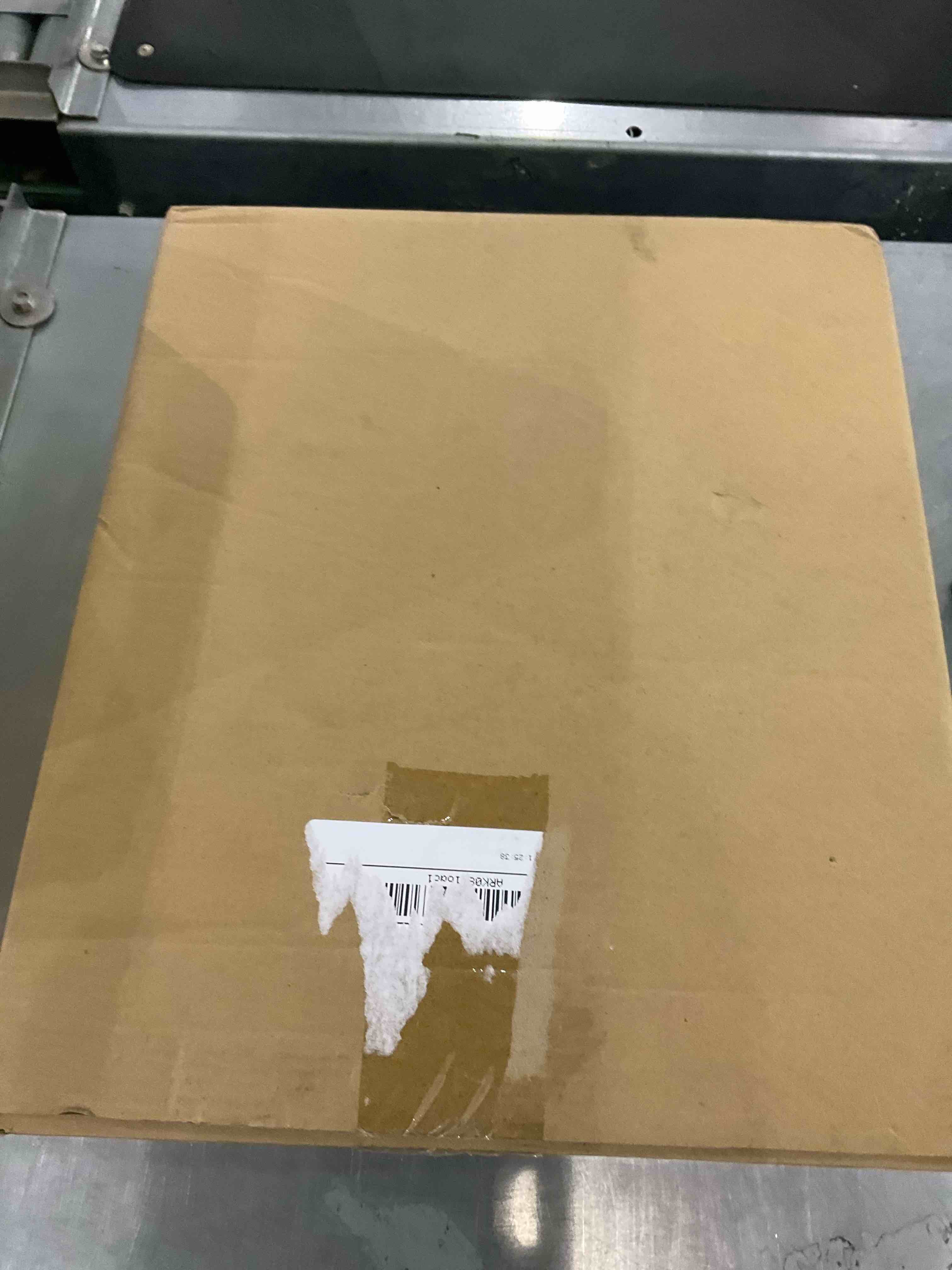 https://s3.amazonaws.com/lotting-images-prod/bidfta/EXS00723401_1704716885365.jpeg