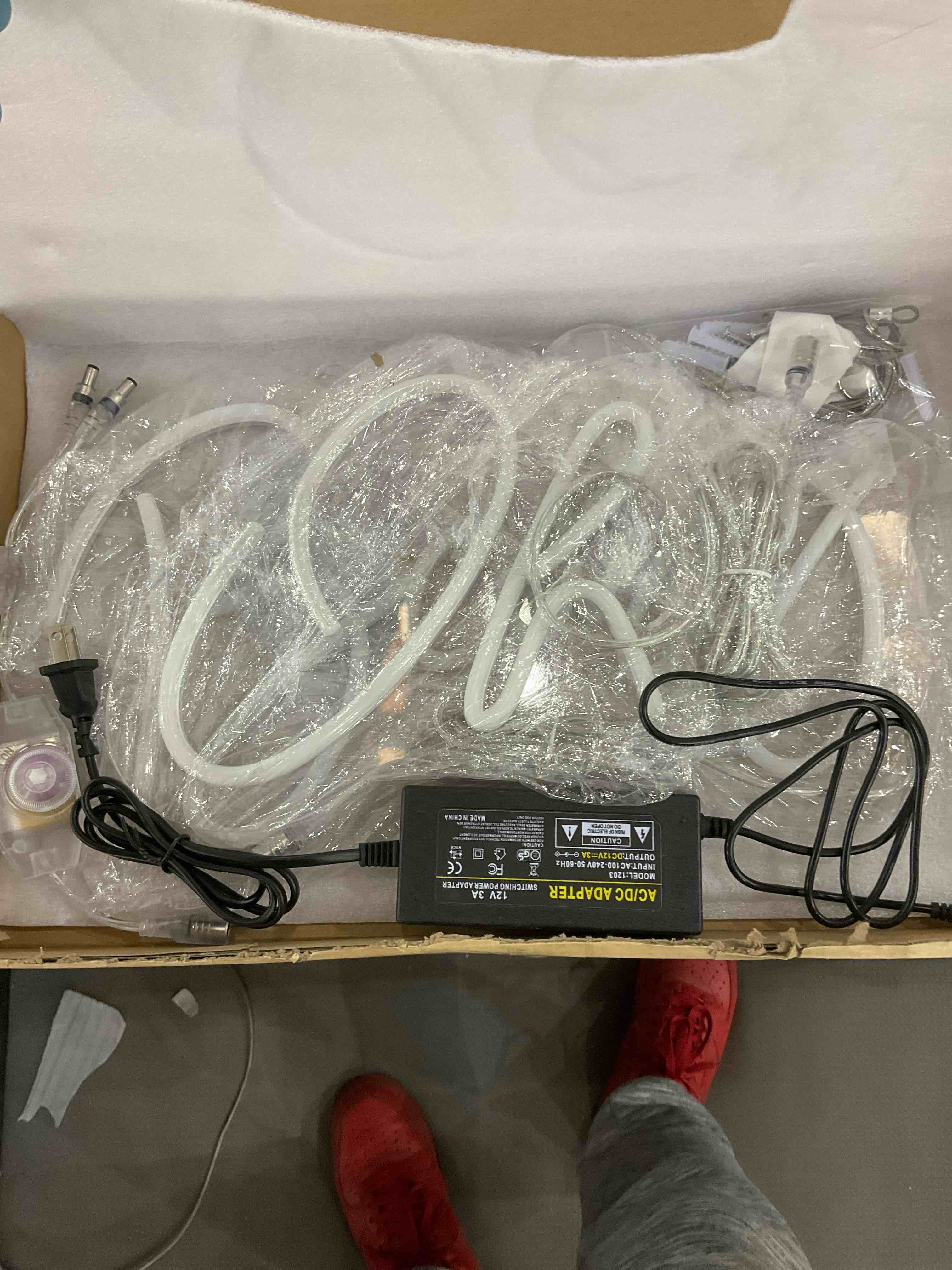 https://s3.amazonaws.com/lotting-images-prod/bidfta/EXS00723561_1703174166870.jpeg