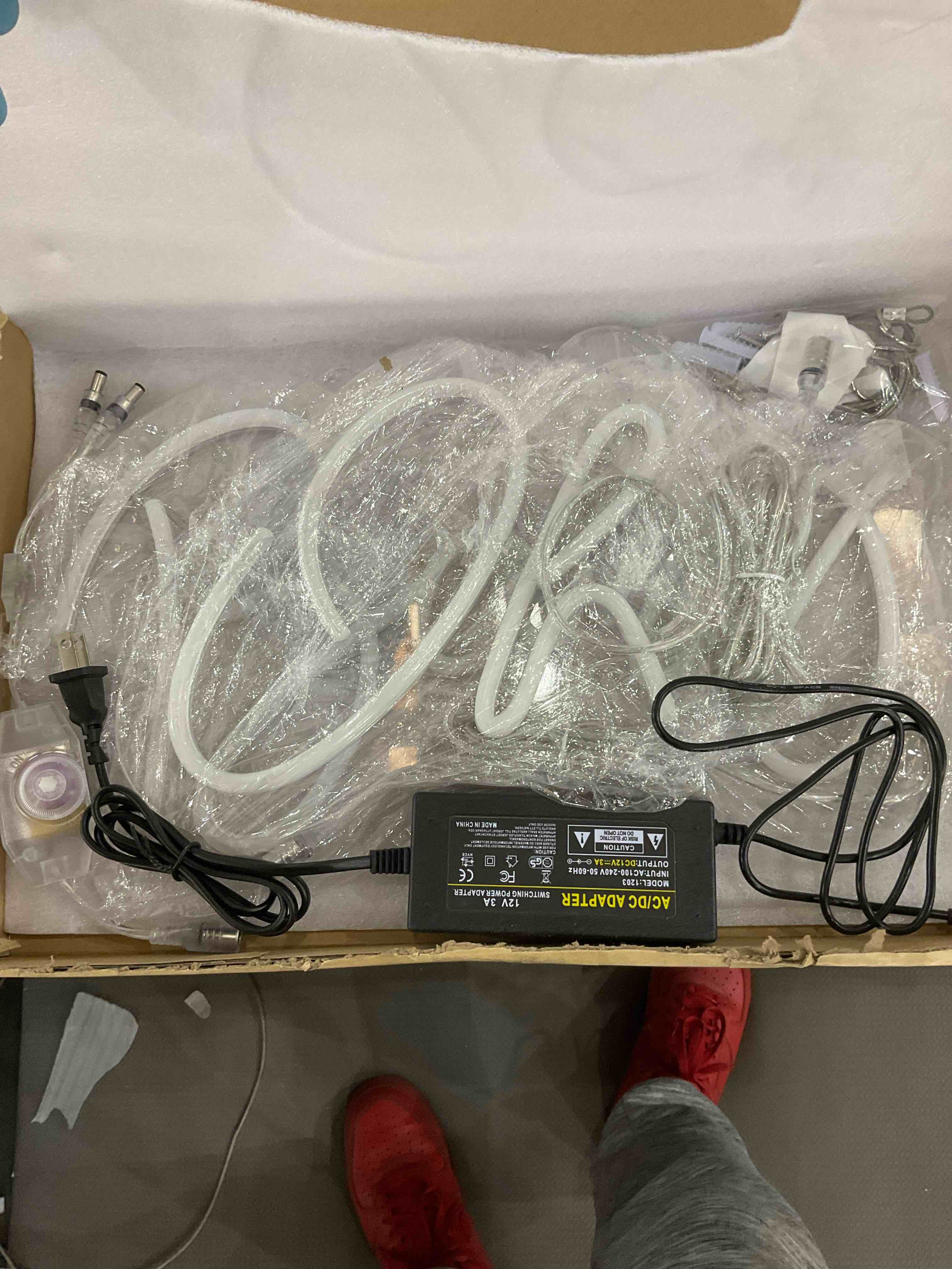 https://s3.amazonaws.com/lotting-images-prod/bidfta/EXS00723561_1703174167884.jpeg