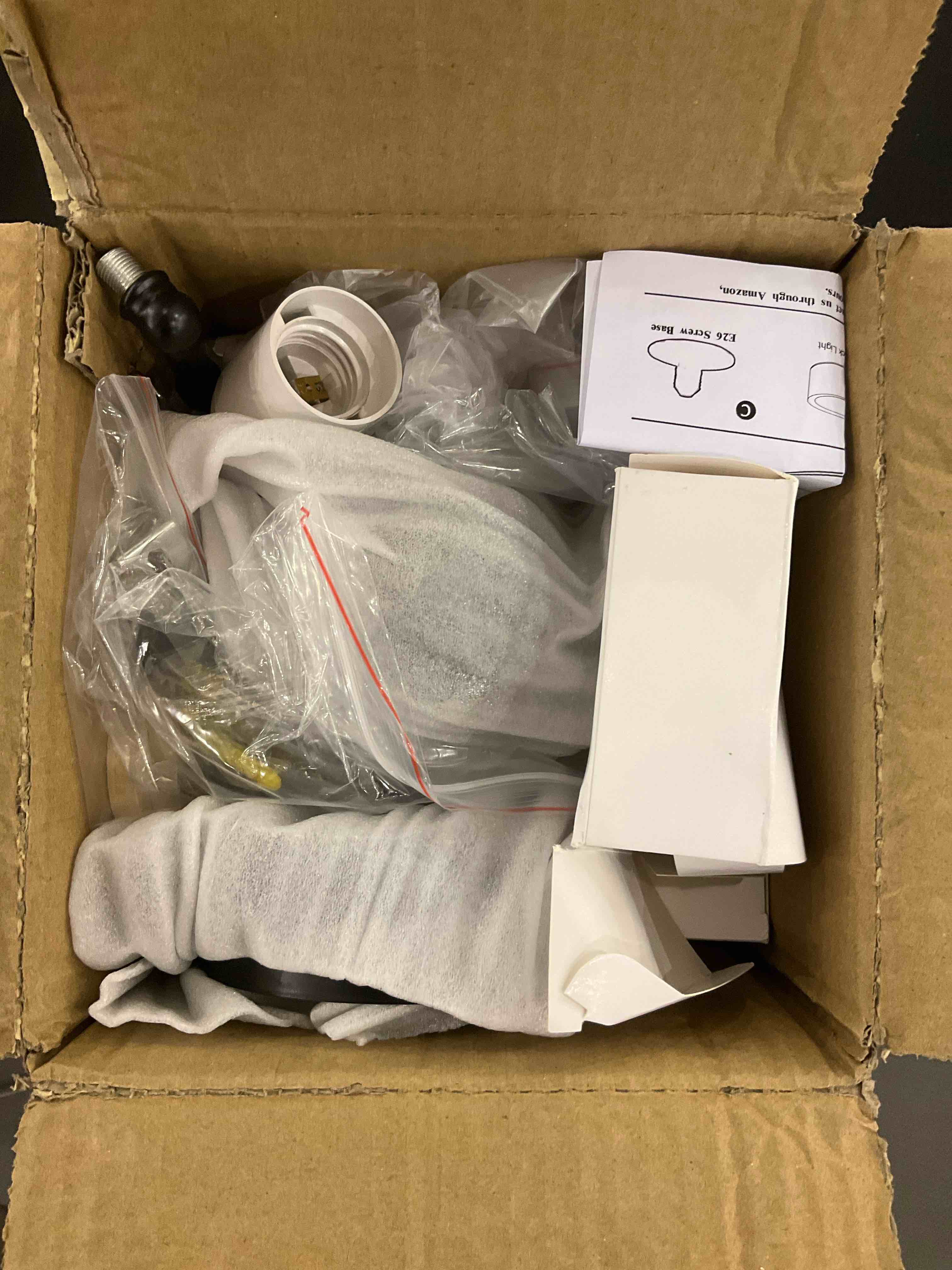 https://s3.amazonaws.com/lotting-images-prod/bidfta/EXS00723573_1703175384828.jpeg