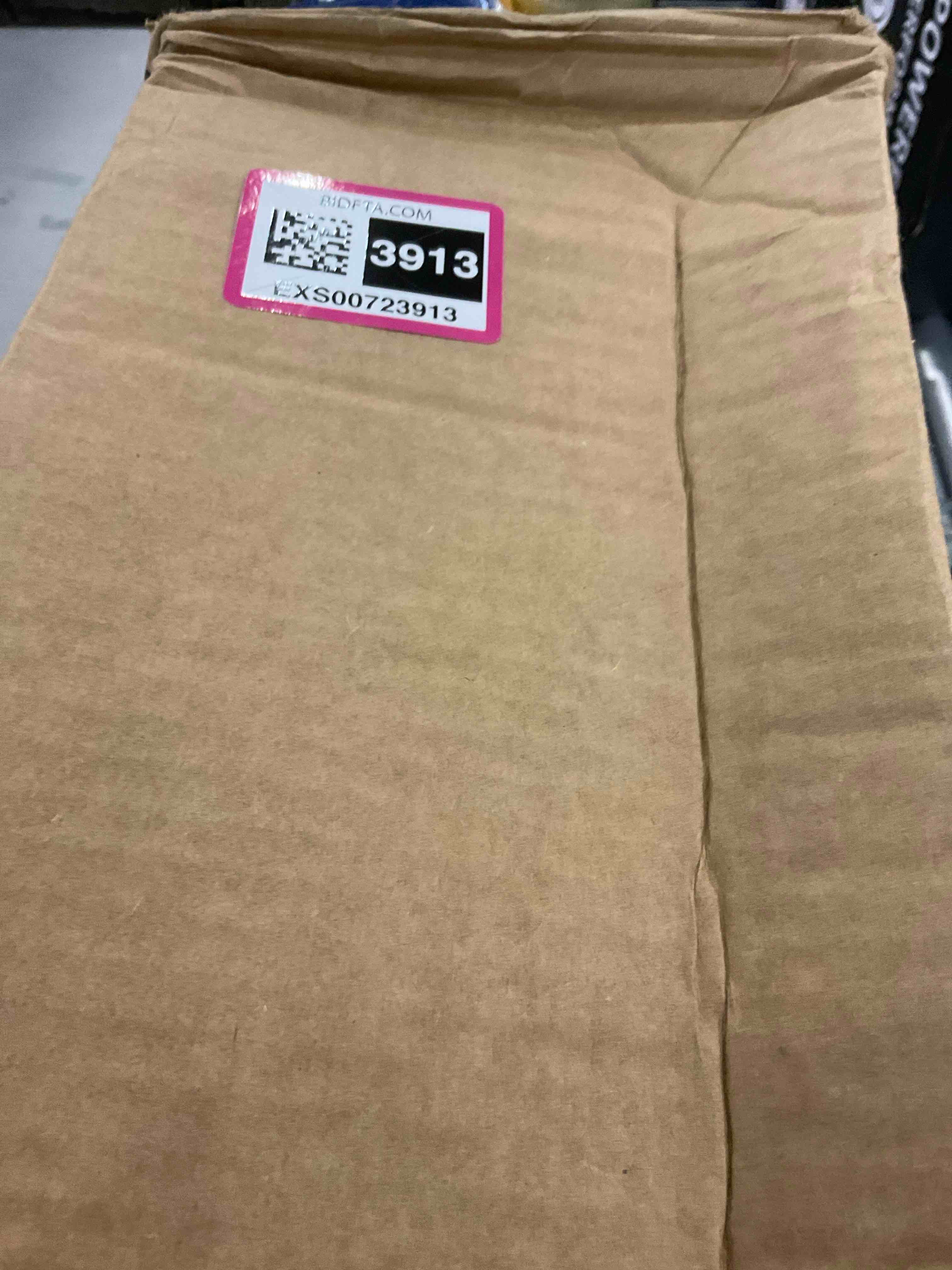 https://s3.amazonaws.com/lotting-images-prod/bidfta/EXS00723913_1704202007832.jpeg