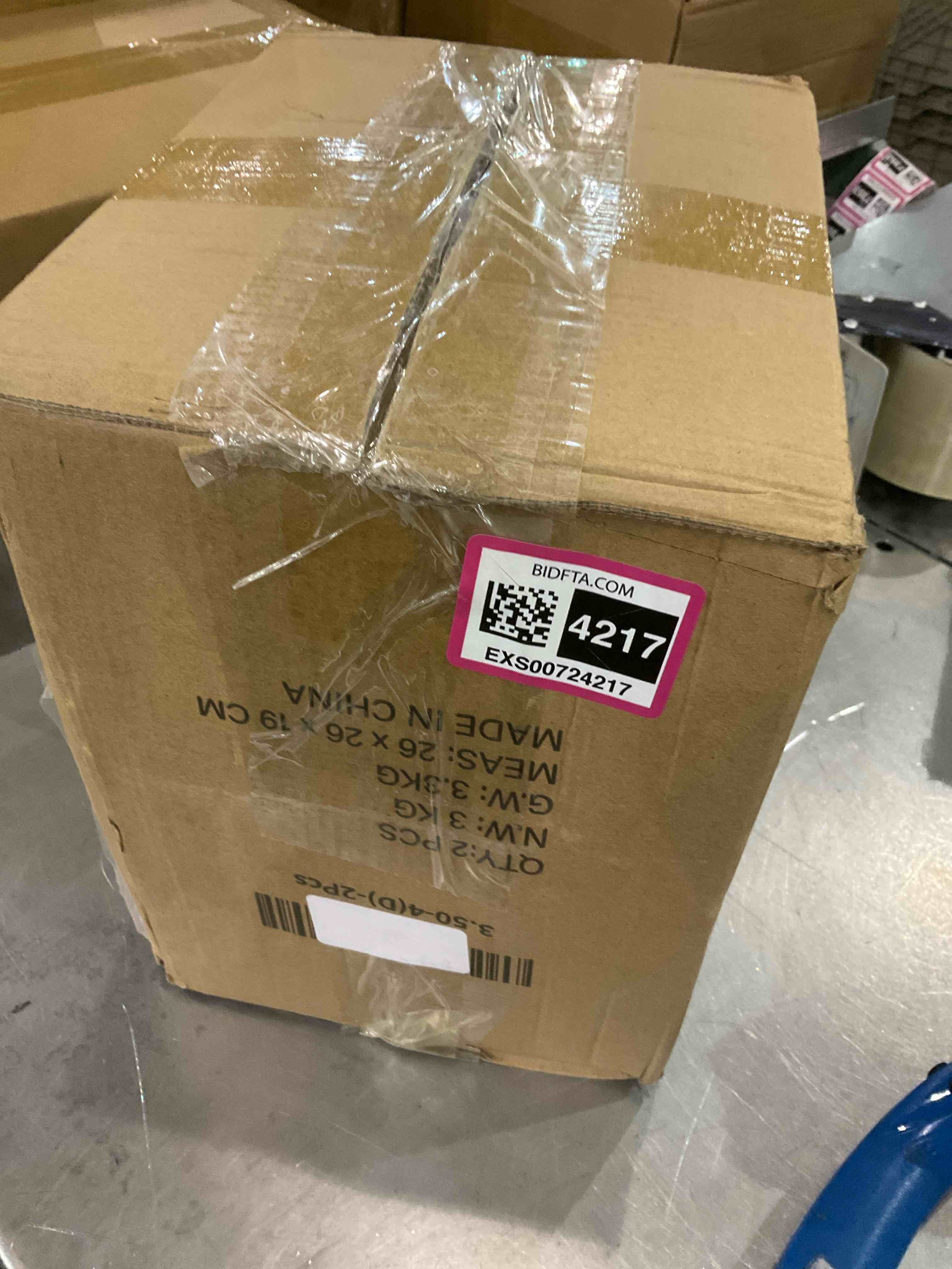 https://s3.amazonaws.com/lotting-images-prod/bidfta/EXS00724217_1703861069318.jpeg
