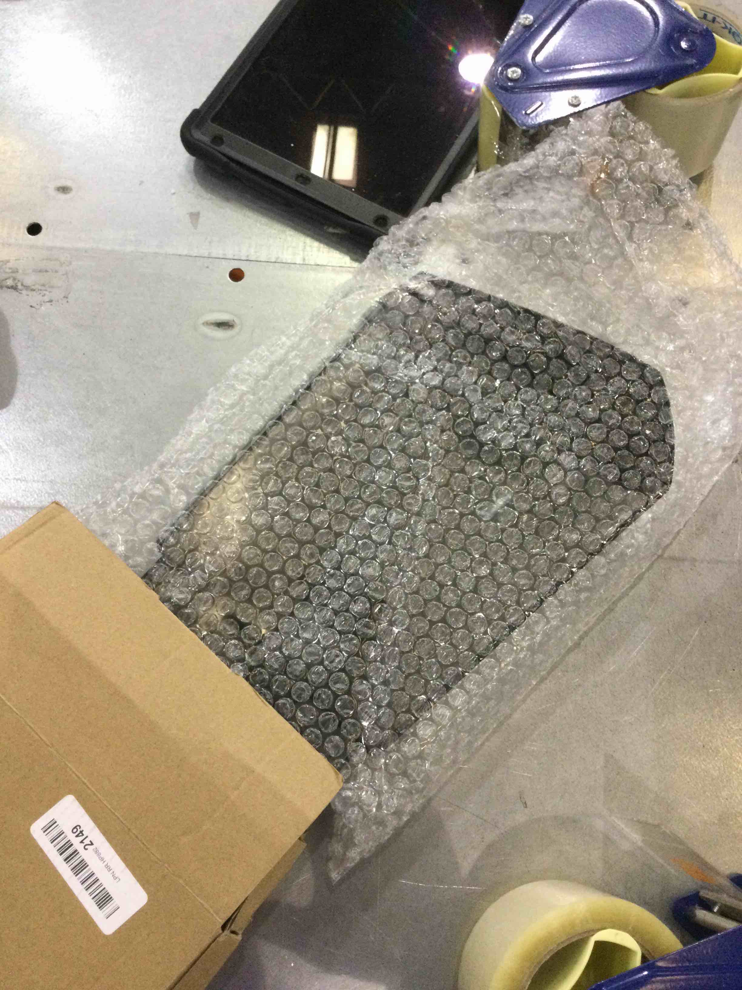 https://s3.amazonaws.com/lotting-images-prod/bidfta/EXS00725003_1703182113434.jpeg