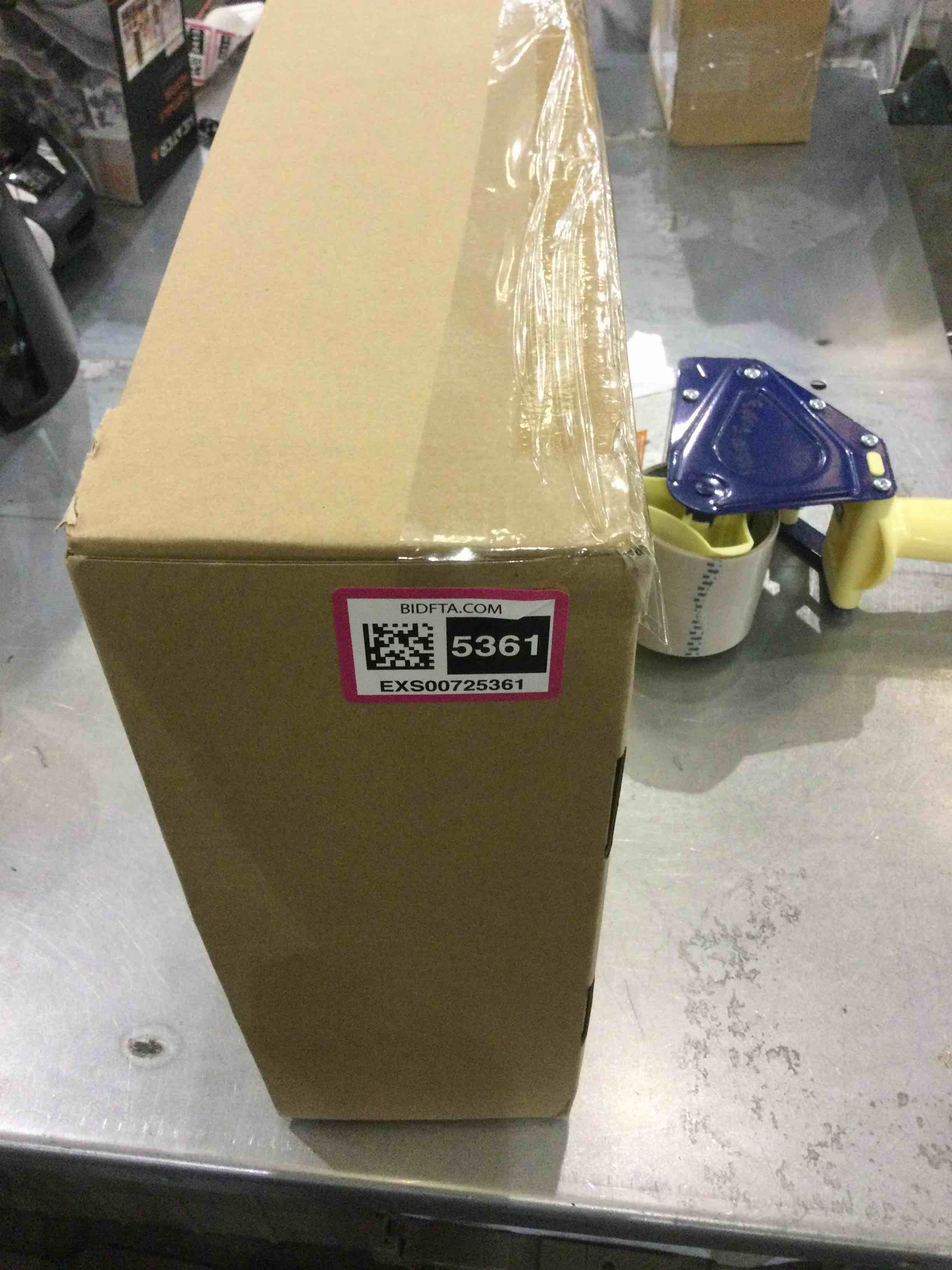 https://s3.amazonaws.com/lotting-images-prod/bidfta/EXS00725361_1703692605938.jpeg
