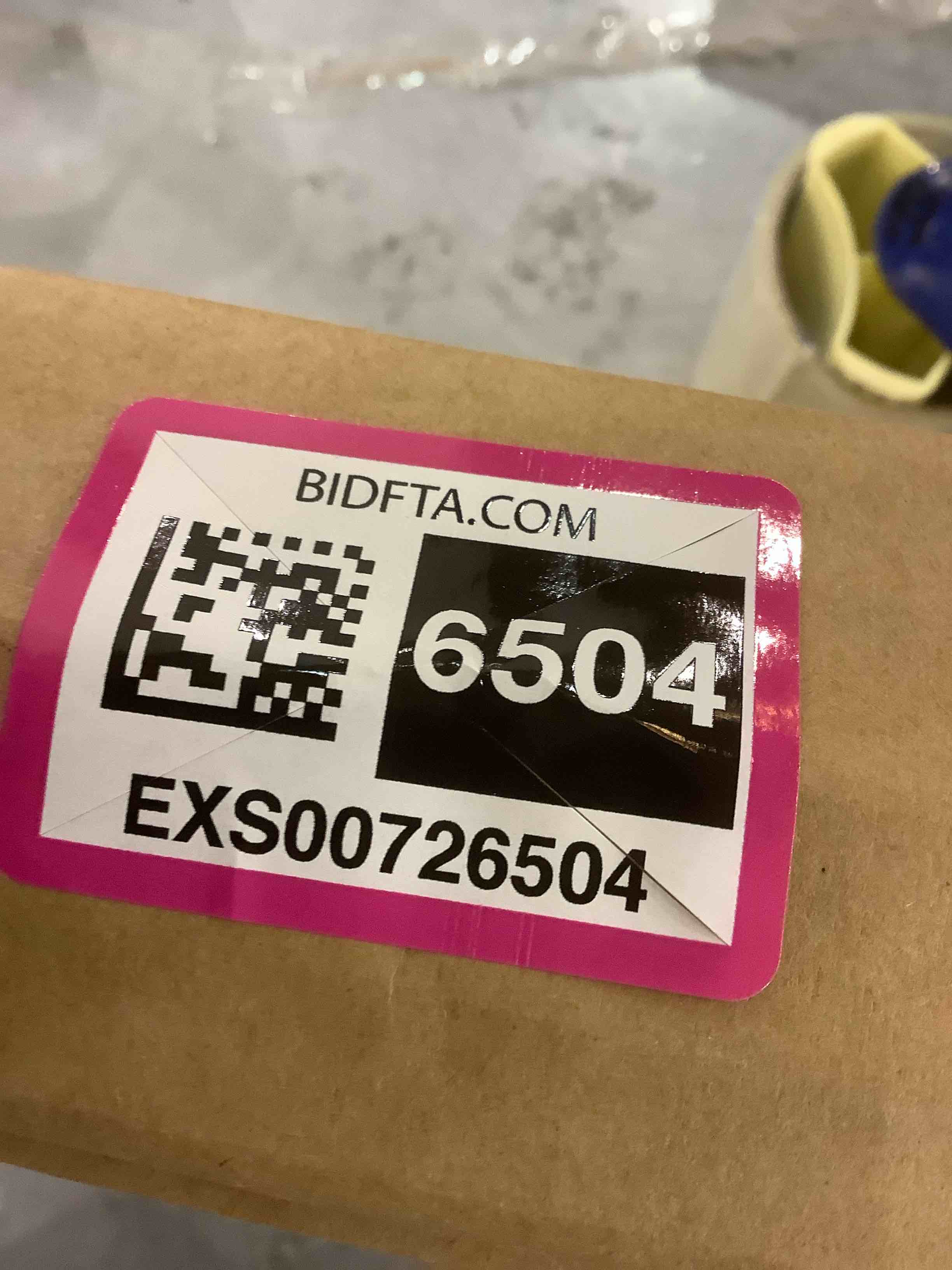 https://s3.amazonaws.com/lotting-images-prod/bidfta/EXS00726504_1704223647943.jpeg