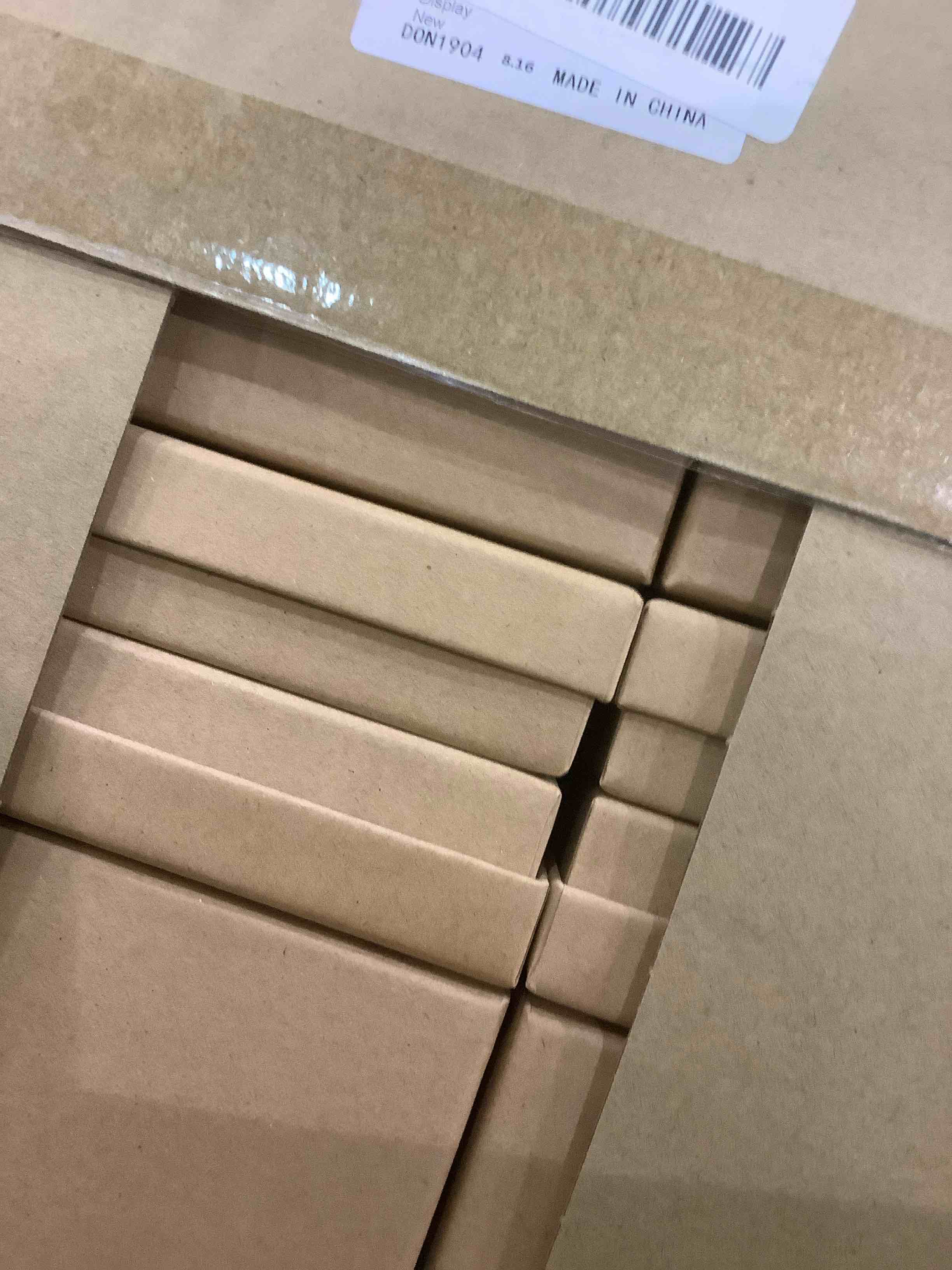 https://s3.amazonaws.com/lotting-images-prod/bidfta/EXS00726894_1704461401964.jpeg
