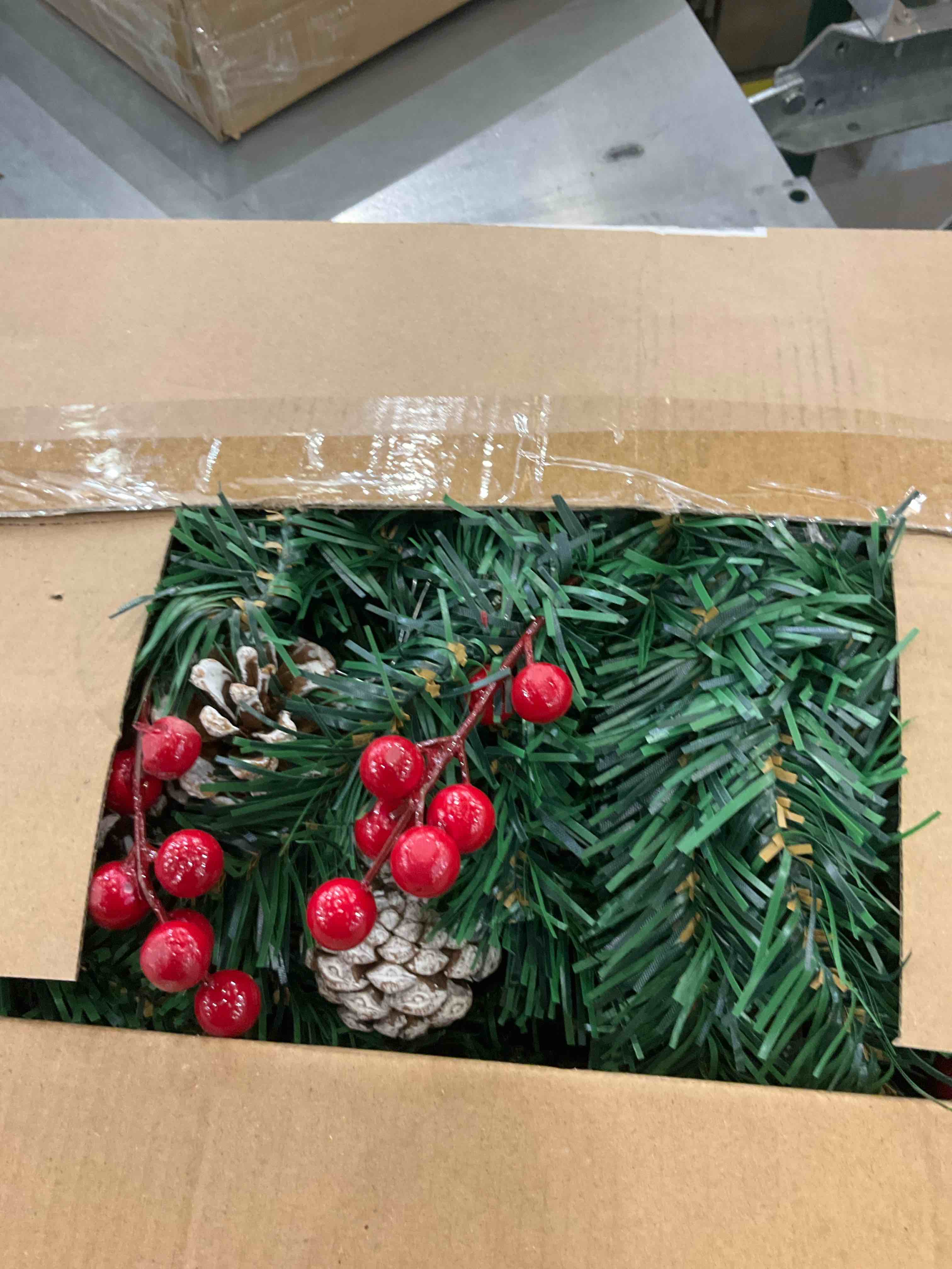 https://s3.amazonaws.com/lotting-images-prod/bidfta/EXS00727055_1703693375511.jpeg