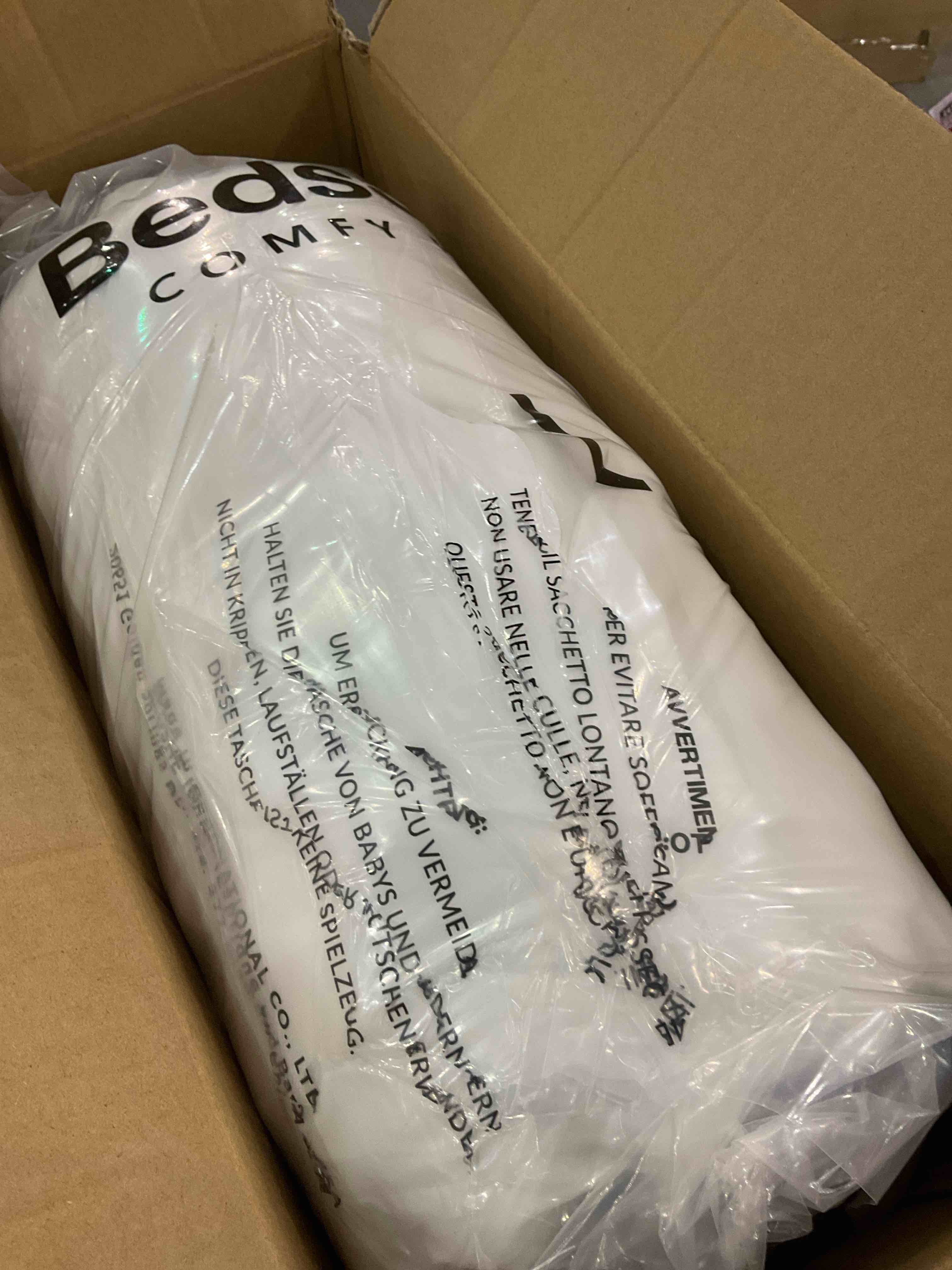 https://s3.amazonaws.com/lotting-images-prod/bidfta/EXS00727337_1703860922884.jpeg