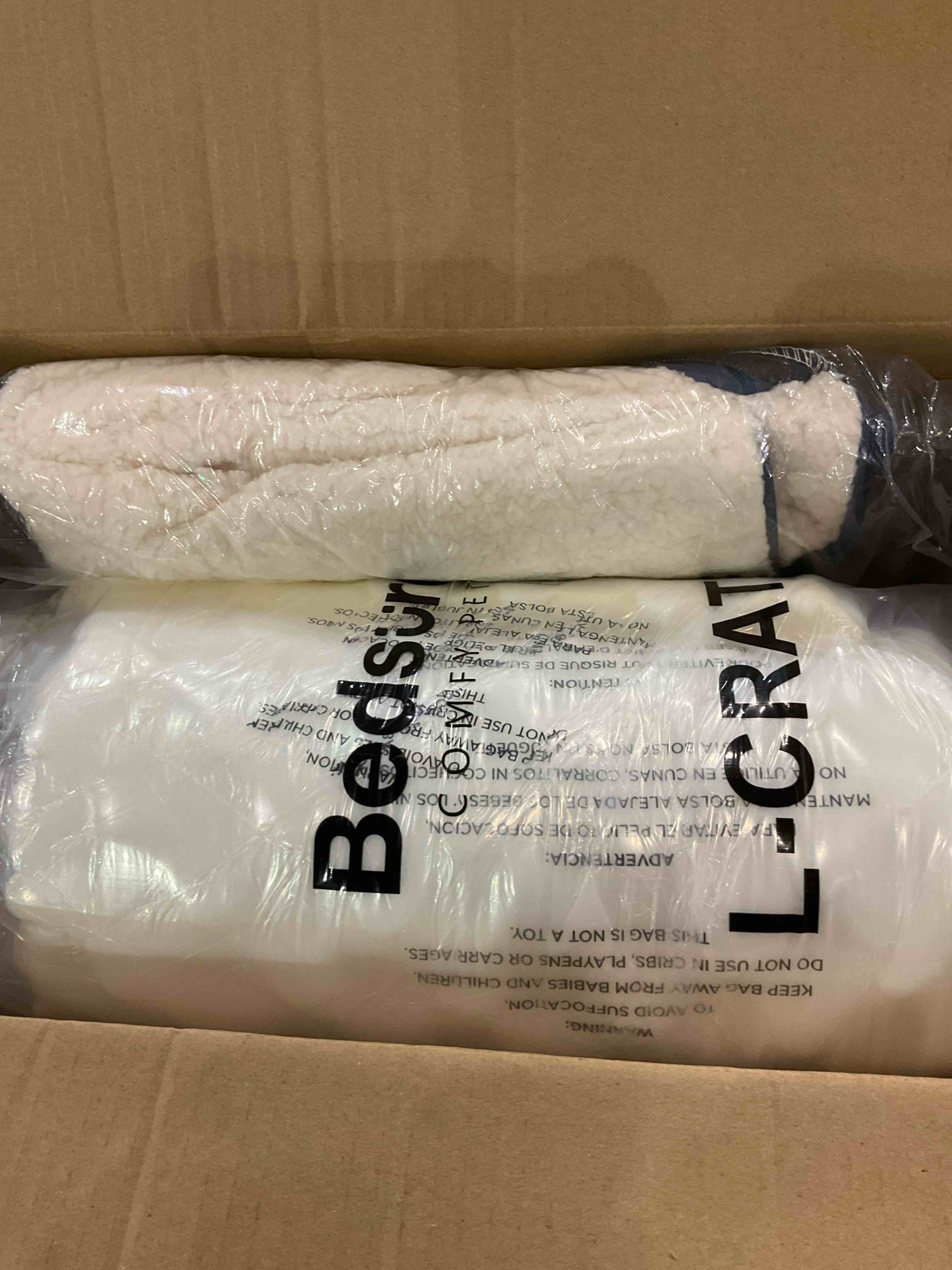 https://s3.amazonaws.com/lotting-images-prod/bidfta/EXS00727340_1703861428798.jpeg