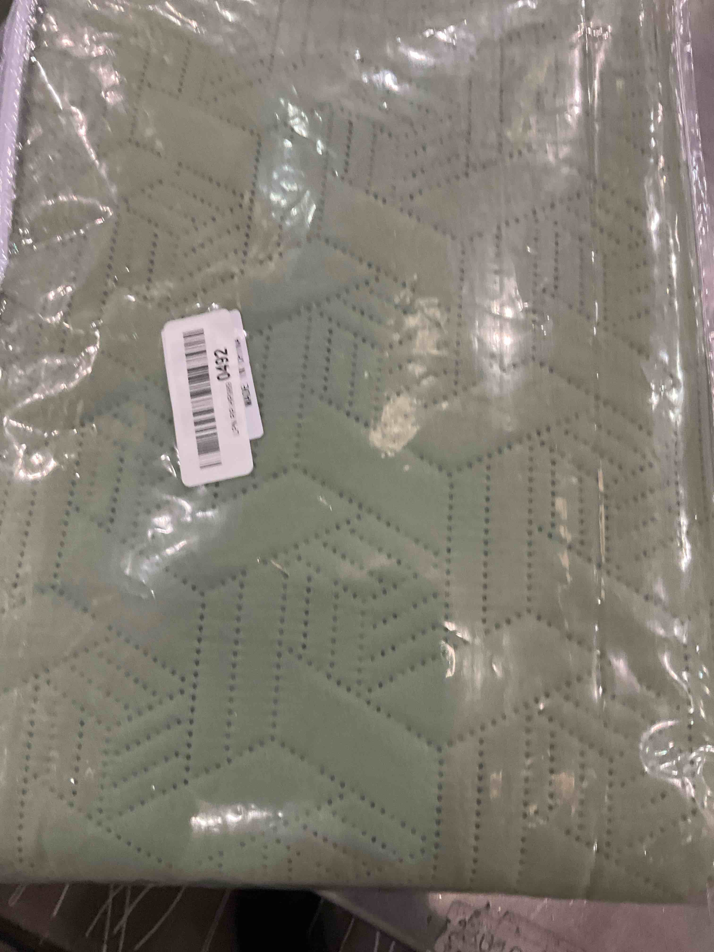 https://s3.amazonaws.com/lotting-images-prod/bidfta/EXS00727386_1703867507577.jpeg