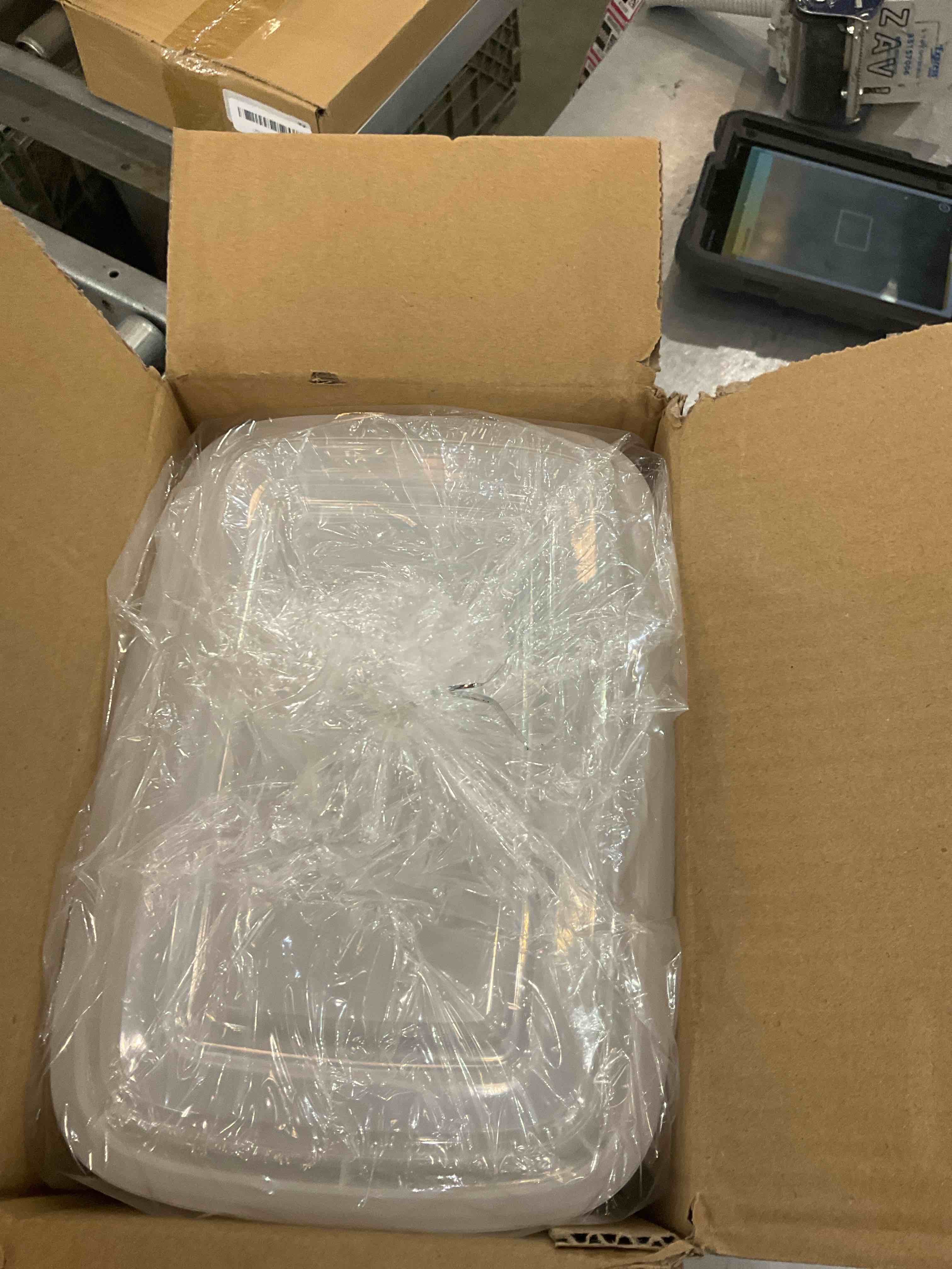 https://s3.amazonaws.com/lotting-images-prod/bidfta/EXS00727854_1704738963695.jpeg