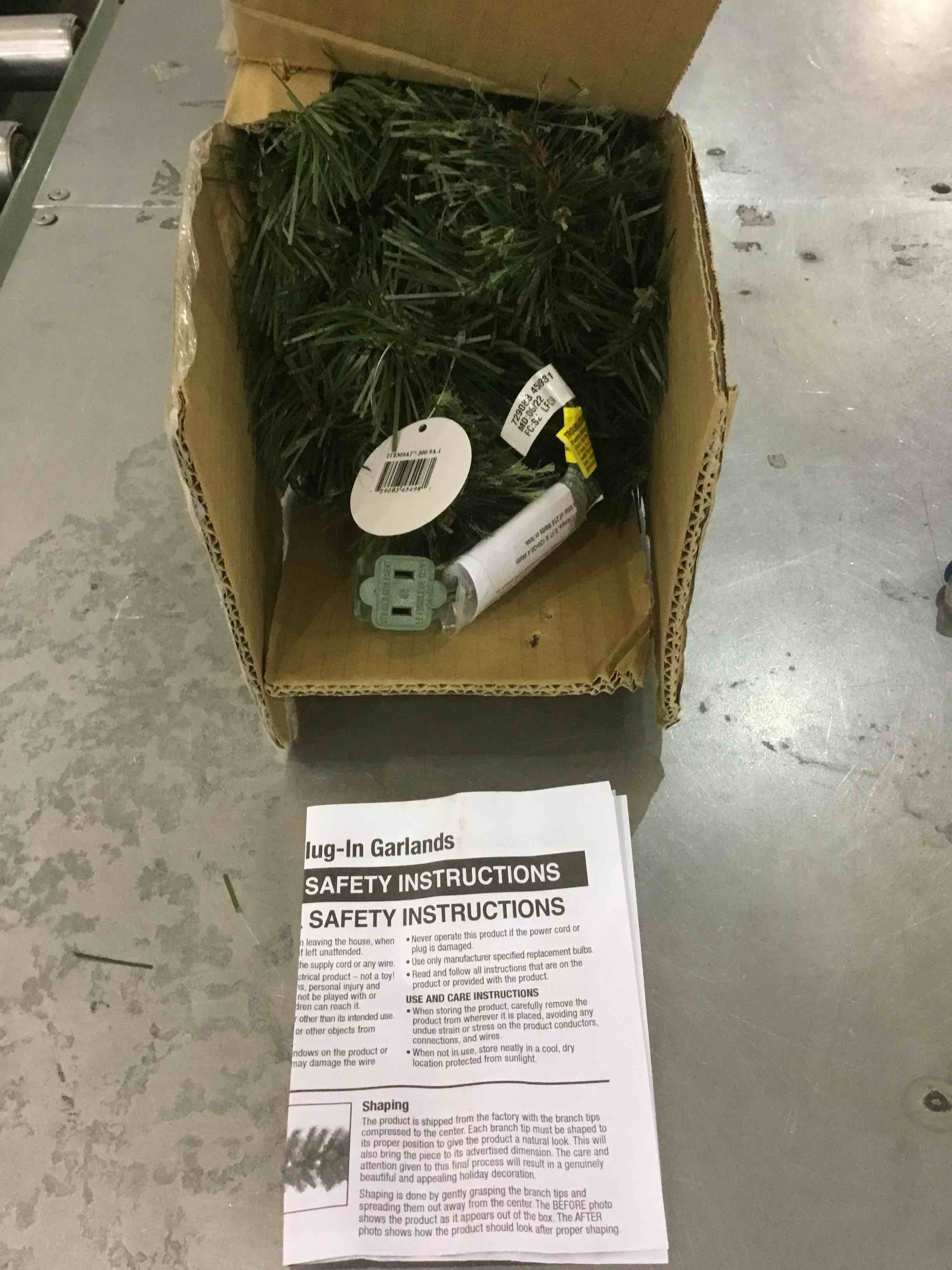 https://s3.amazonaws.com/lotting-images-prod/bidfta/EXS00728645_1703256850272.jpeg