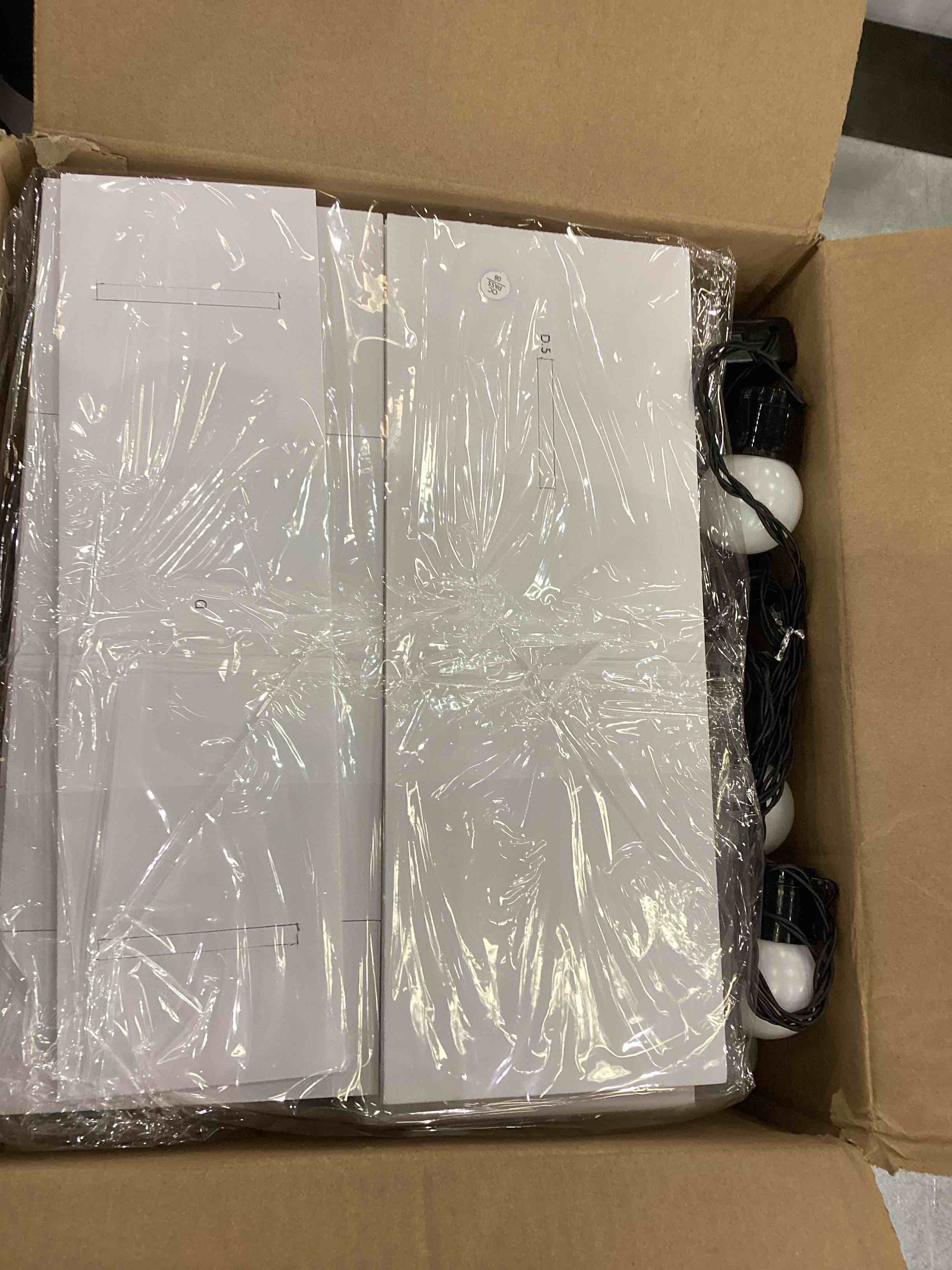 https://s3.amazonaws.com/lotting-images-prod/bidfta/EXS00729228_1704394188523.jpeg