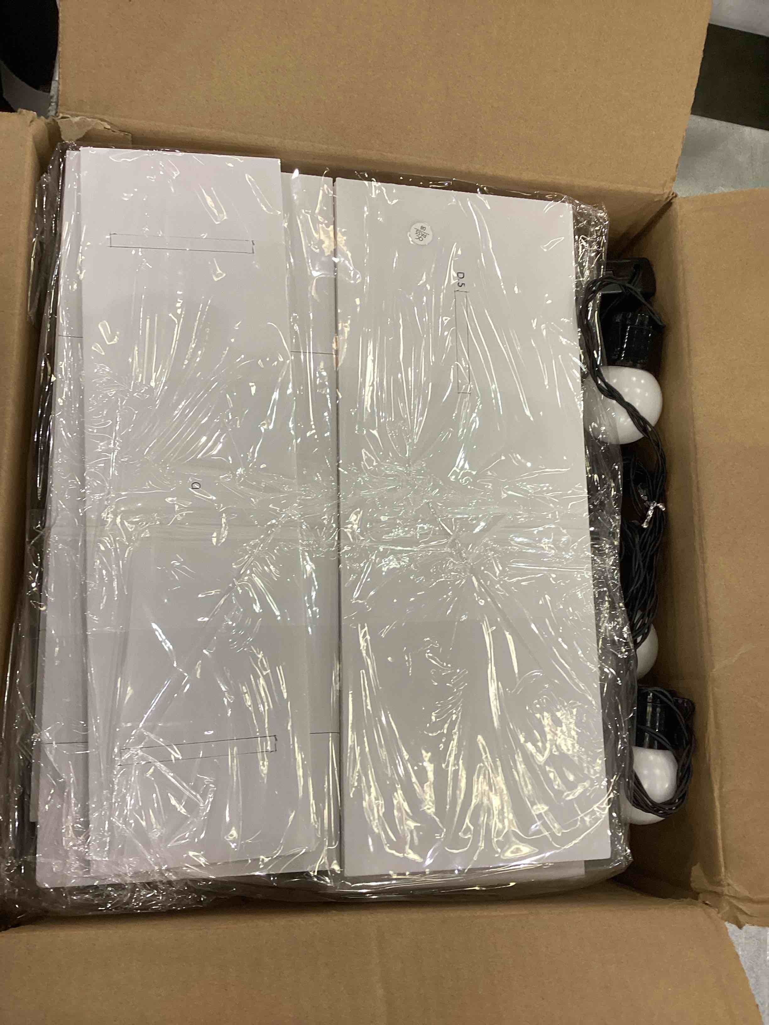 https://s3.amazonaws.com/lotting-images-prod/bidfta/EXS00729228_1704394189404.jpeg