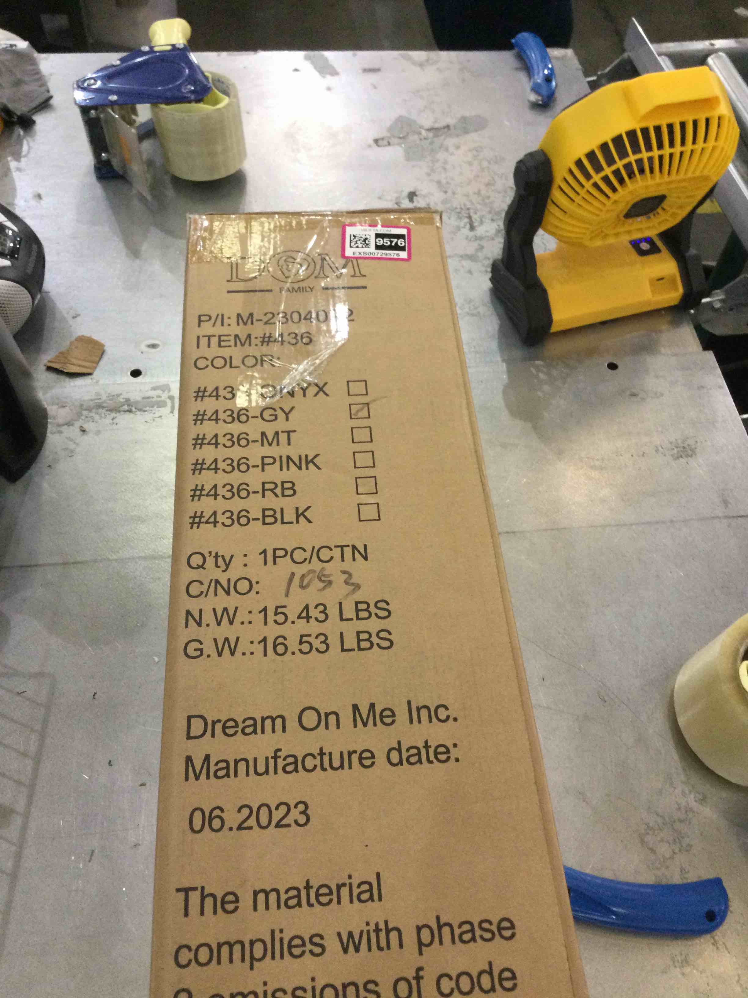 https://s3.amazonaws.com/lotting-images-prod/bidfta/EXS00729576_1703779902729.jpeg
