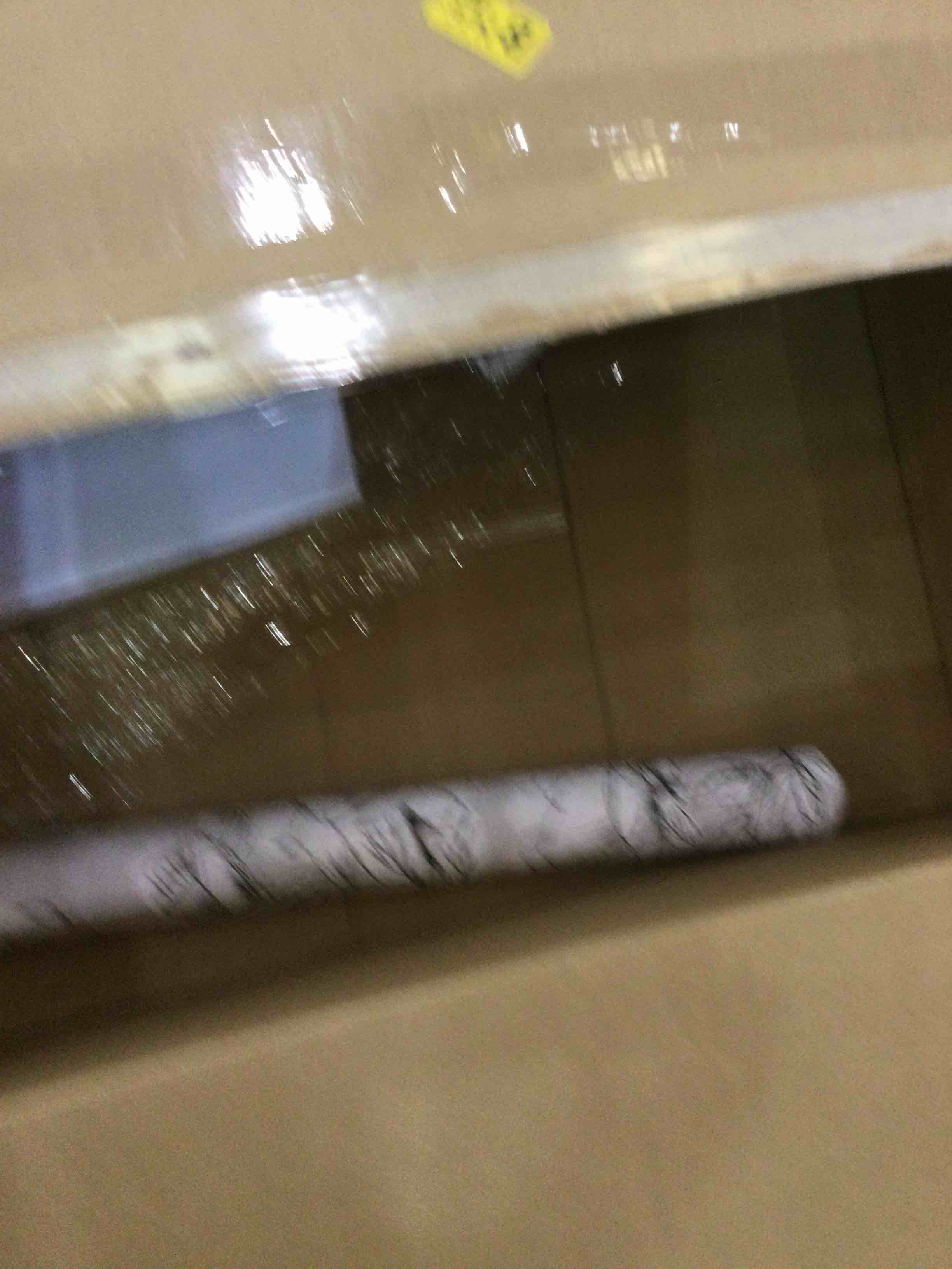 https://s3.amazonaws.com/lotting-images-prod/bidfta/EXS00729577_1703779968871.jpeg