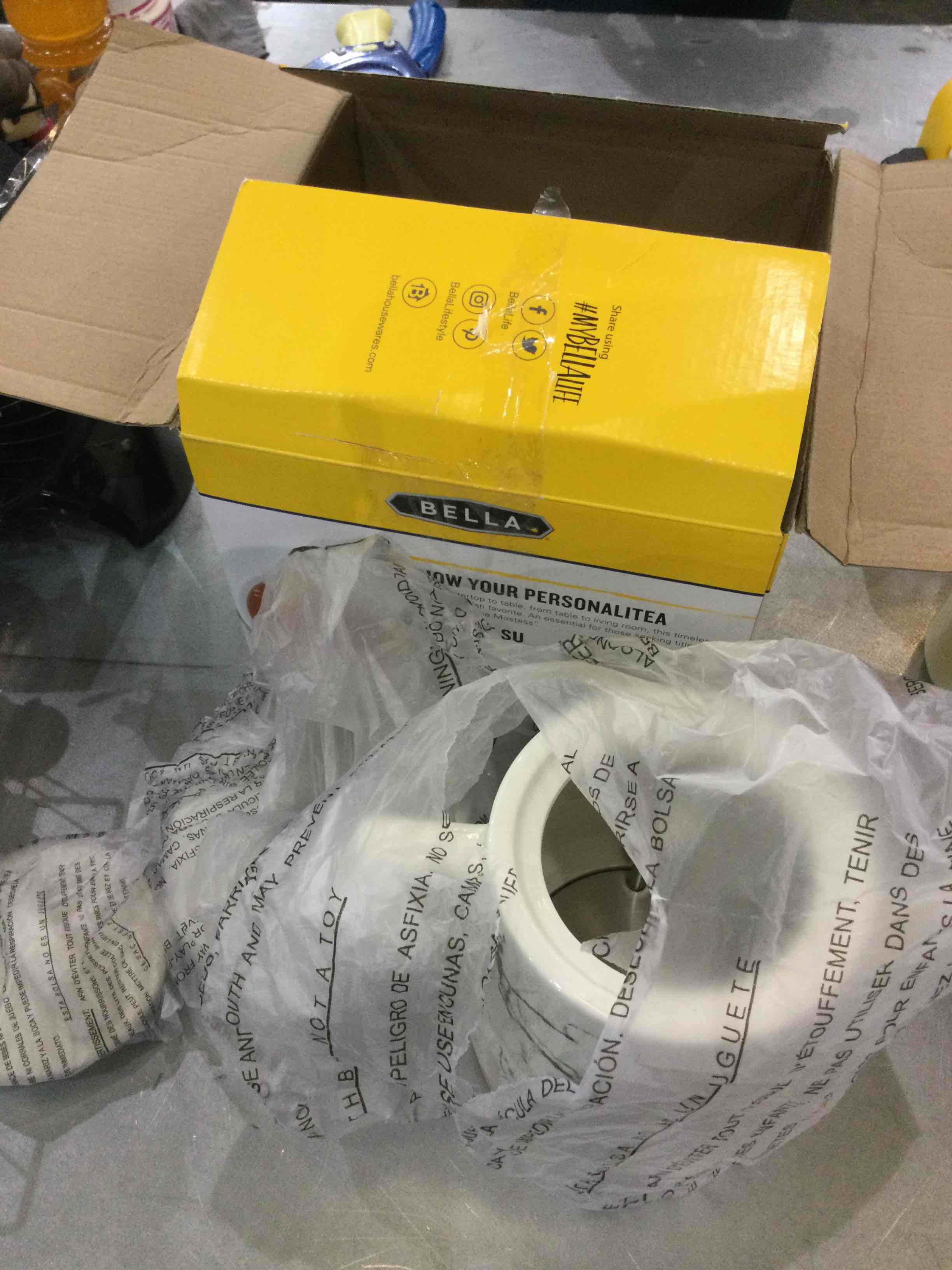 https://s3.amazonaws.com/lotting-images-prod/bidfta/EXS00729580_1703780237171.jpeg