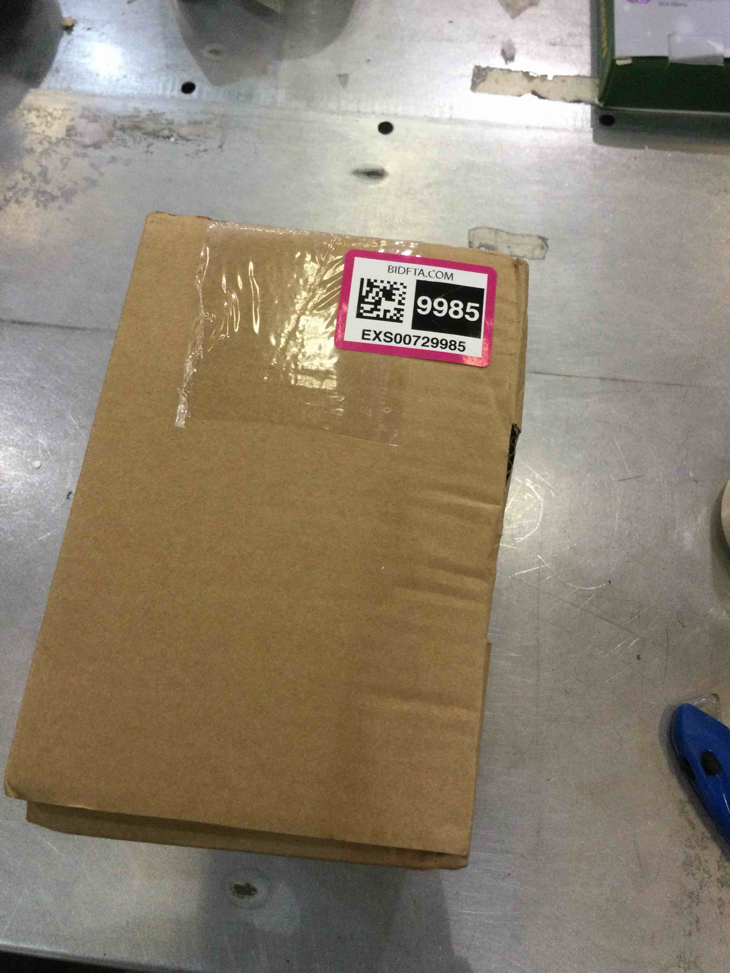 https://s3.amazonaws.com/lotting-images-prod/bidfta/EXS00729985_1704218503046.jpeg