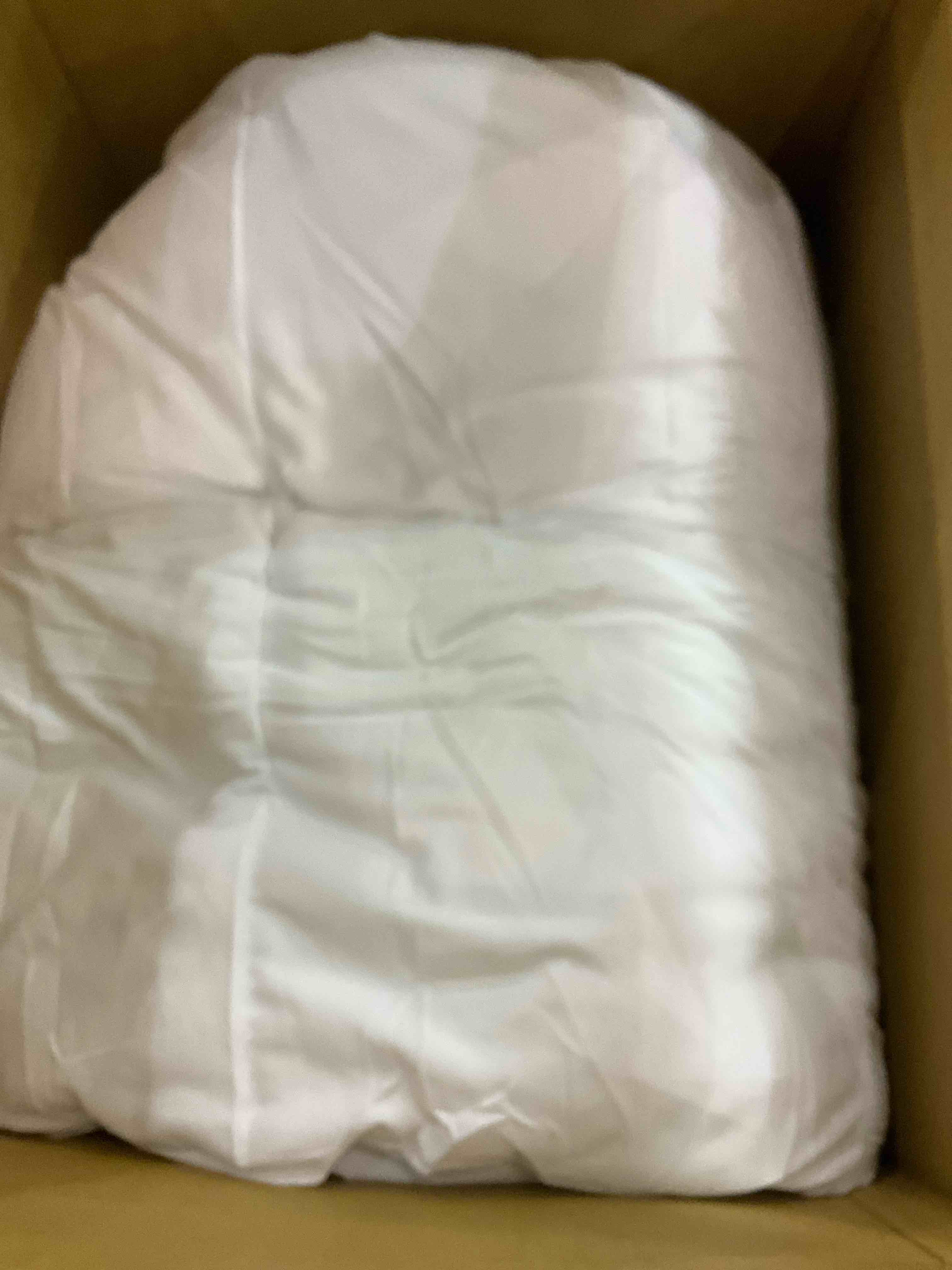https://s3.amazonaws.com/lotting-images-prod/bidfta/EXS00730275_1702989628784.jpeg