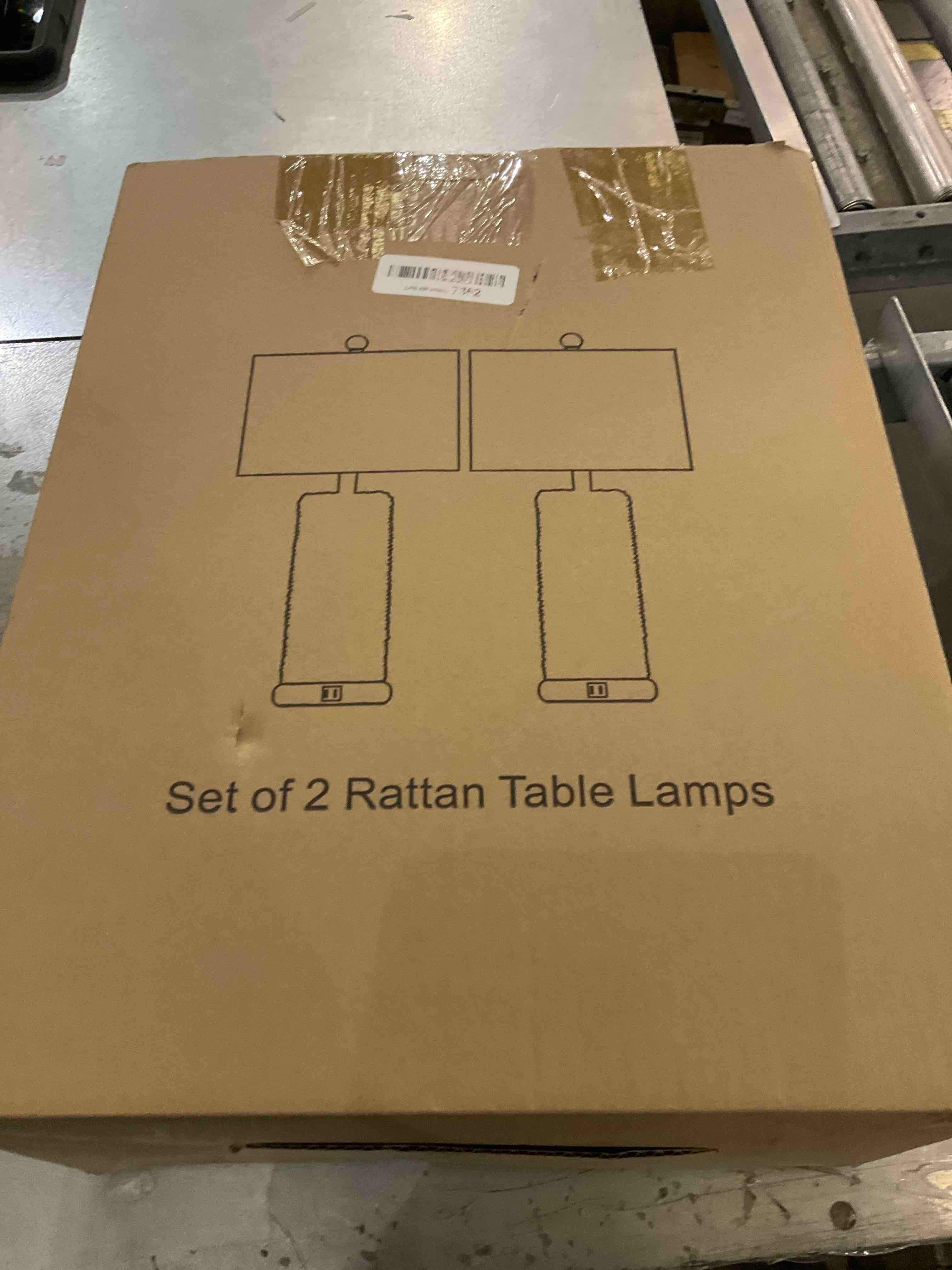 https://s3.amazonaws.com/lotting-images-prod/bidfta/EXS00730649_1703174252177.jpeg