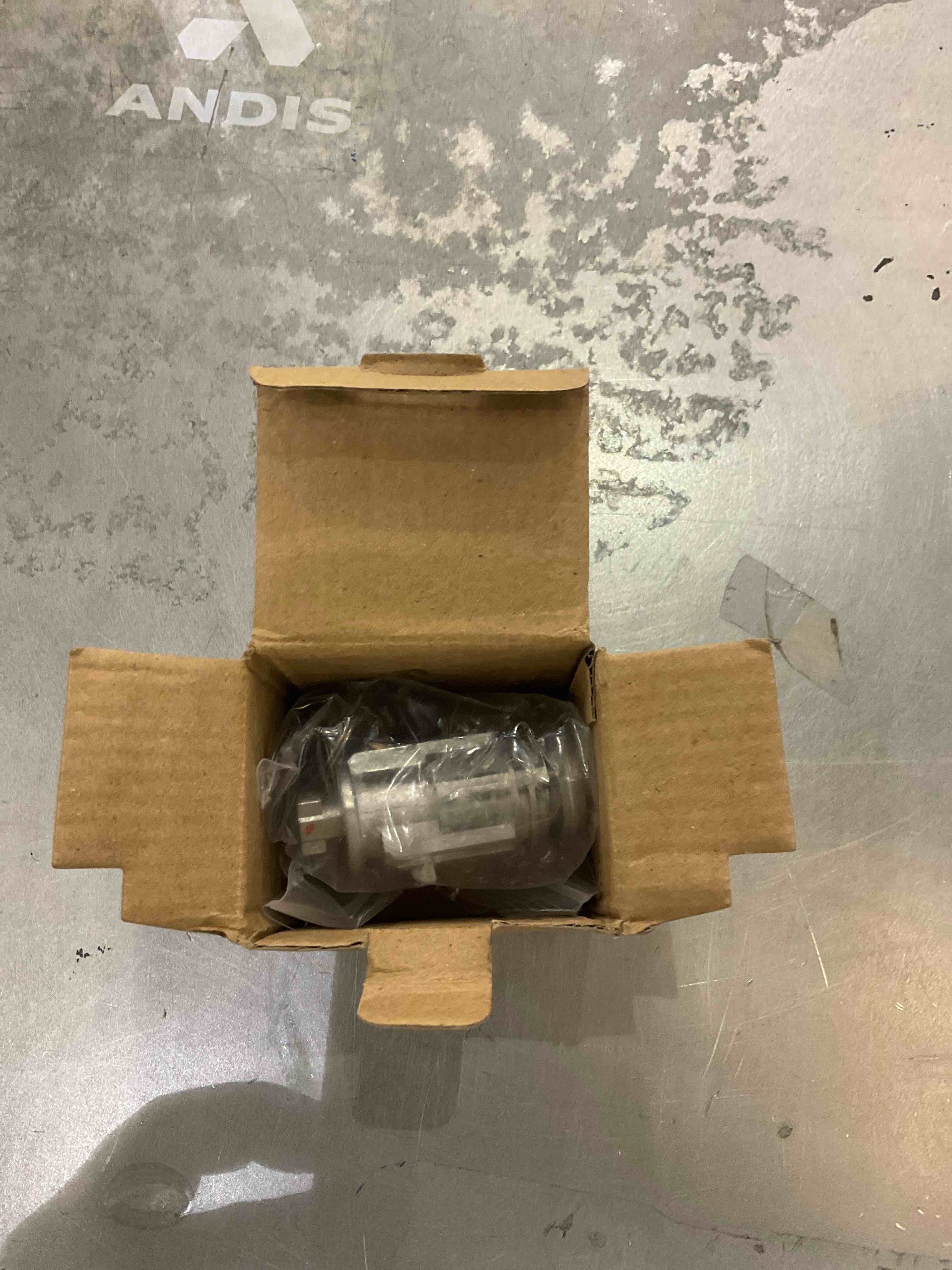 https://s3.amazonaws.com/lotting-images-prod/bidfta/EXS00730826_1703692598134.jpeg