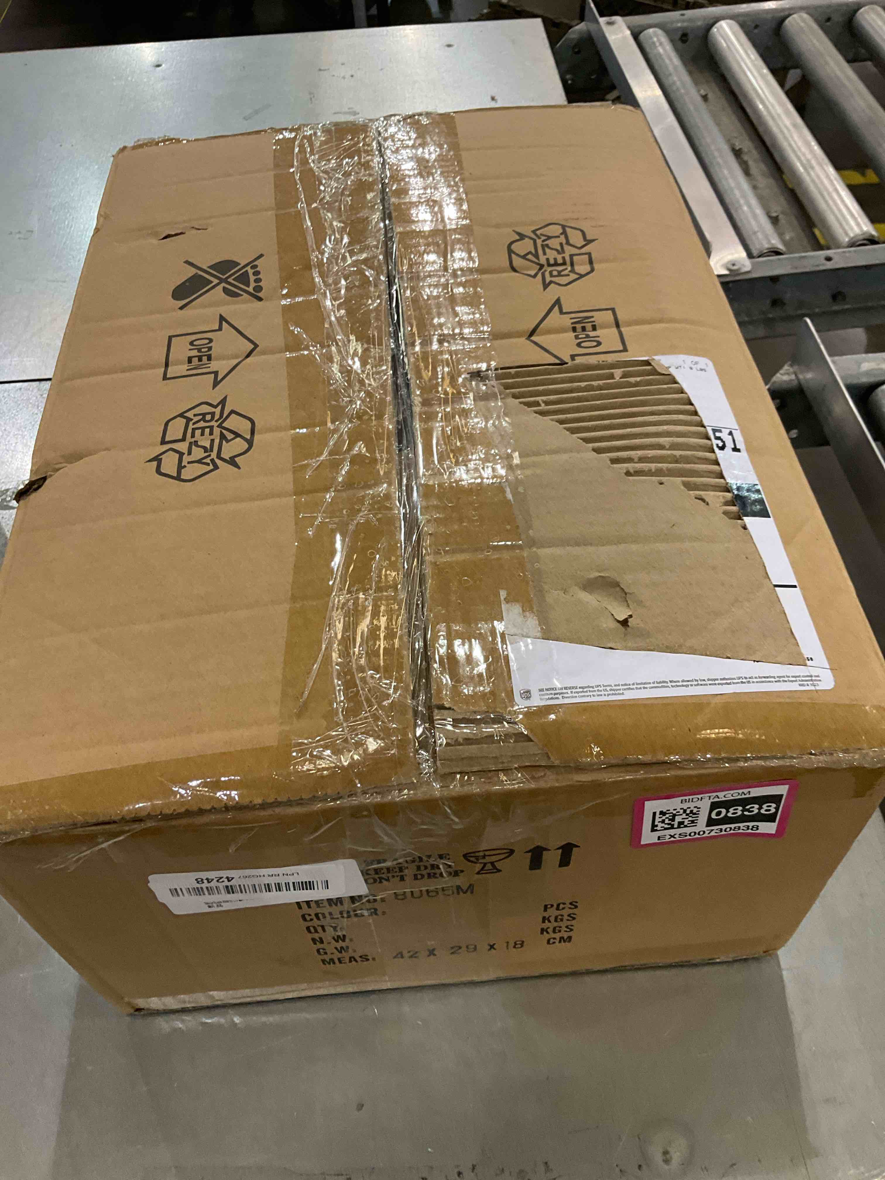 https://s3.amazonaws.com/lotting-images-prod/bidfta/EXS00730838_1703695469260.jpeg