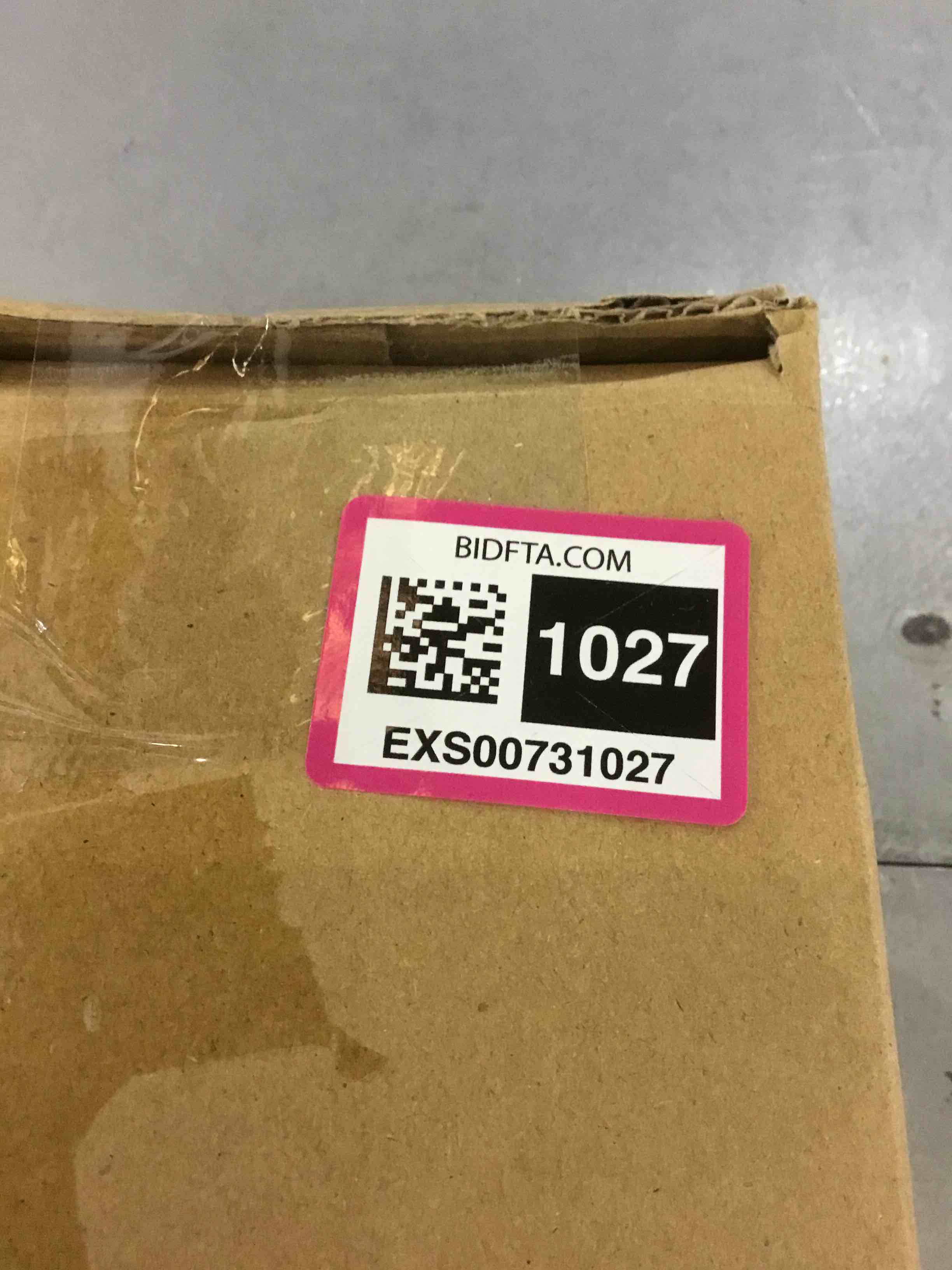https://s3.amazonaws.com/lotting-images-prod/bidfta/EXS00731027_1702477795873.jpeg