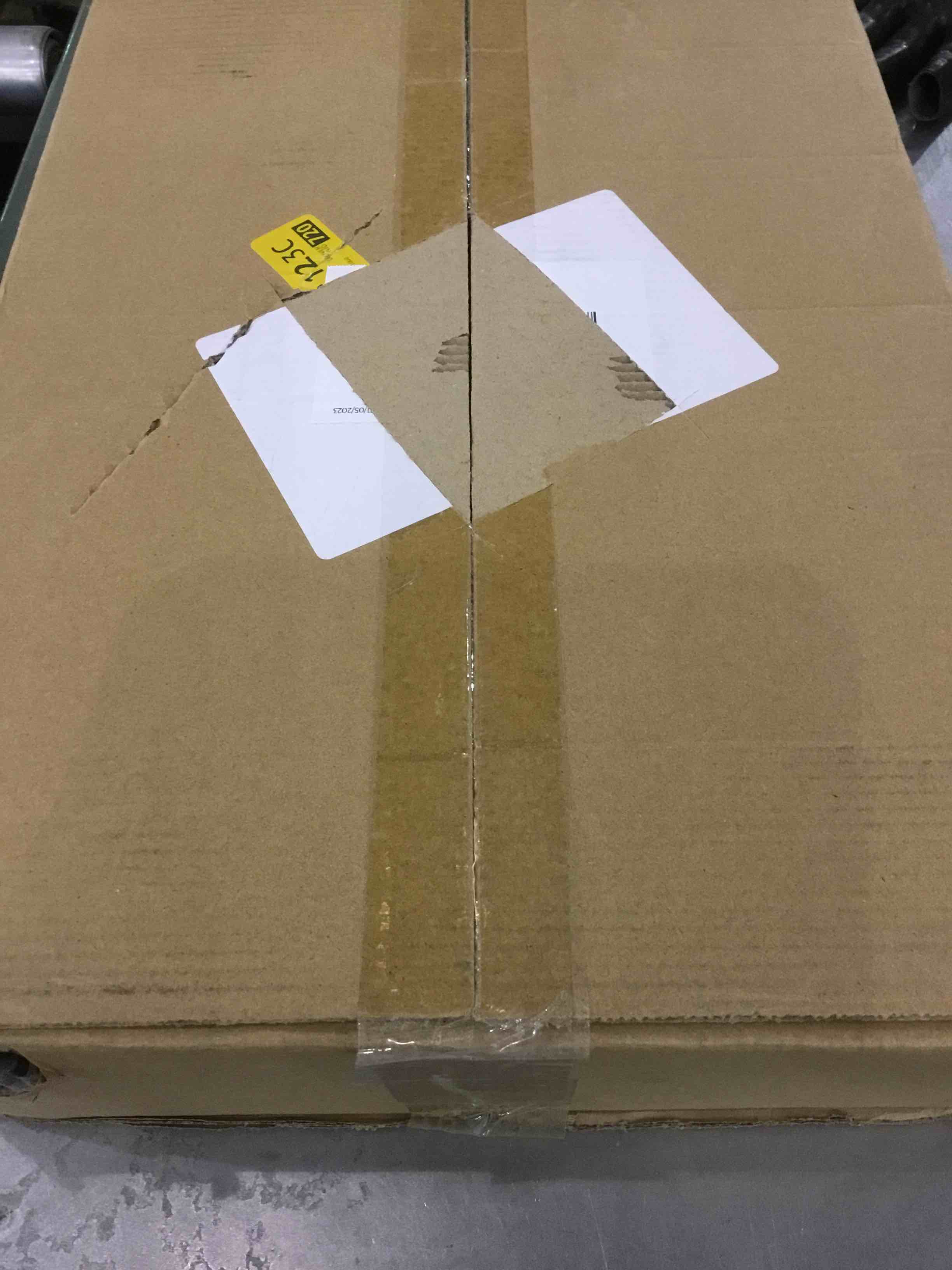 https://s3.amazonaws.com/lotting-images-prod/bidfta/EXS00731464_1702670931568.jpeg