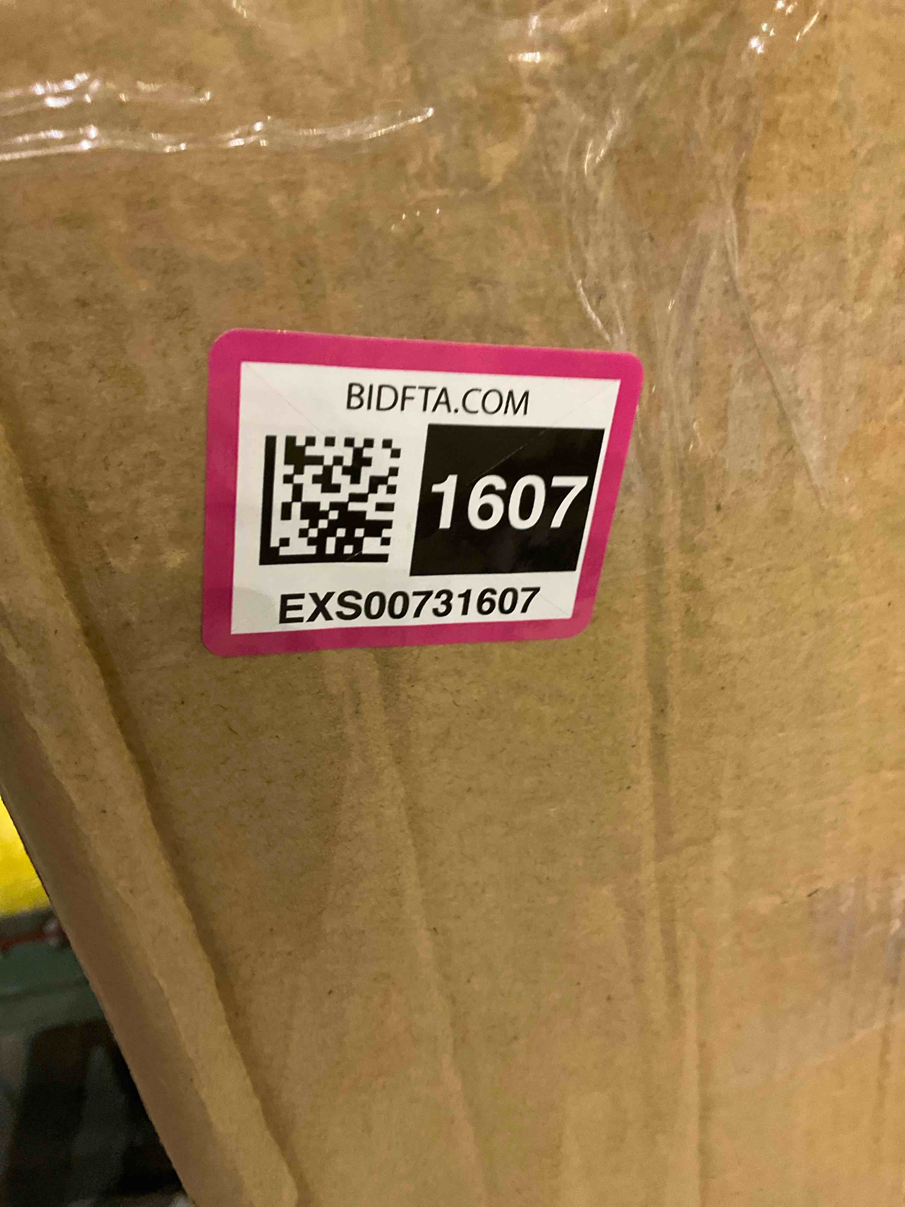 https://s3.amazonaws.com/lotting-images-prod/bidfta/EXS00731607_1702650510898.jpeg