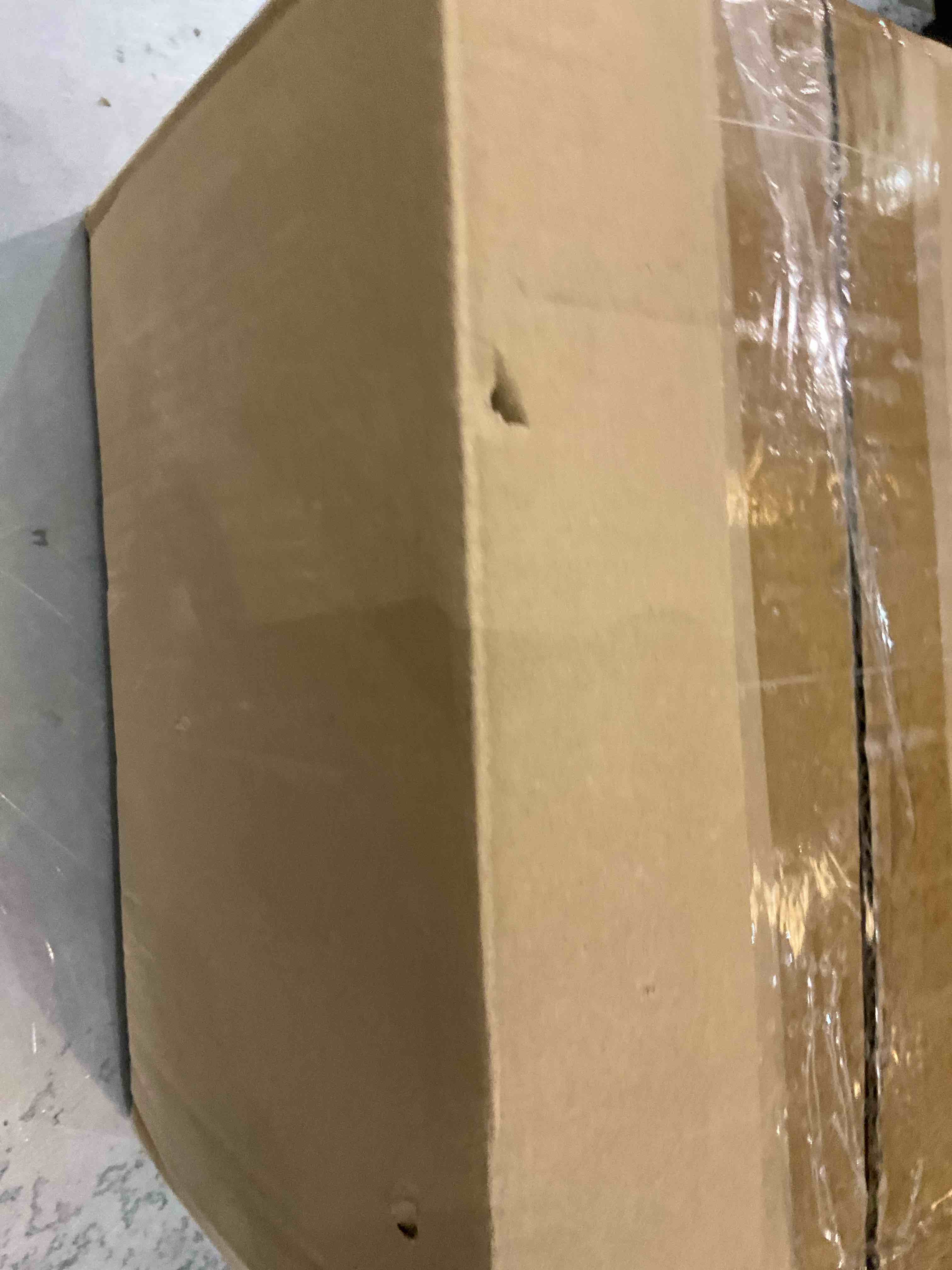 https://s3.amazonaws.com/lotting-images-prod/bidfta/EXS00731917_1702998720118.jpeg