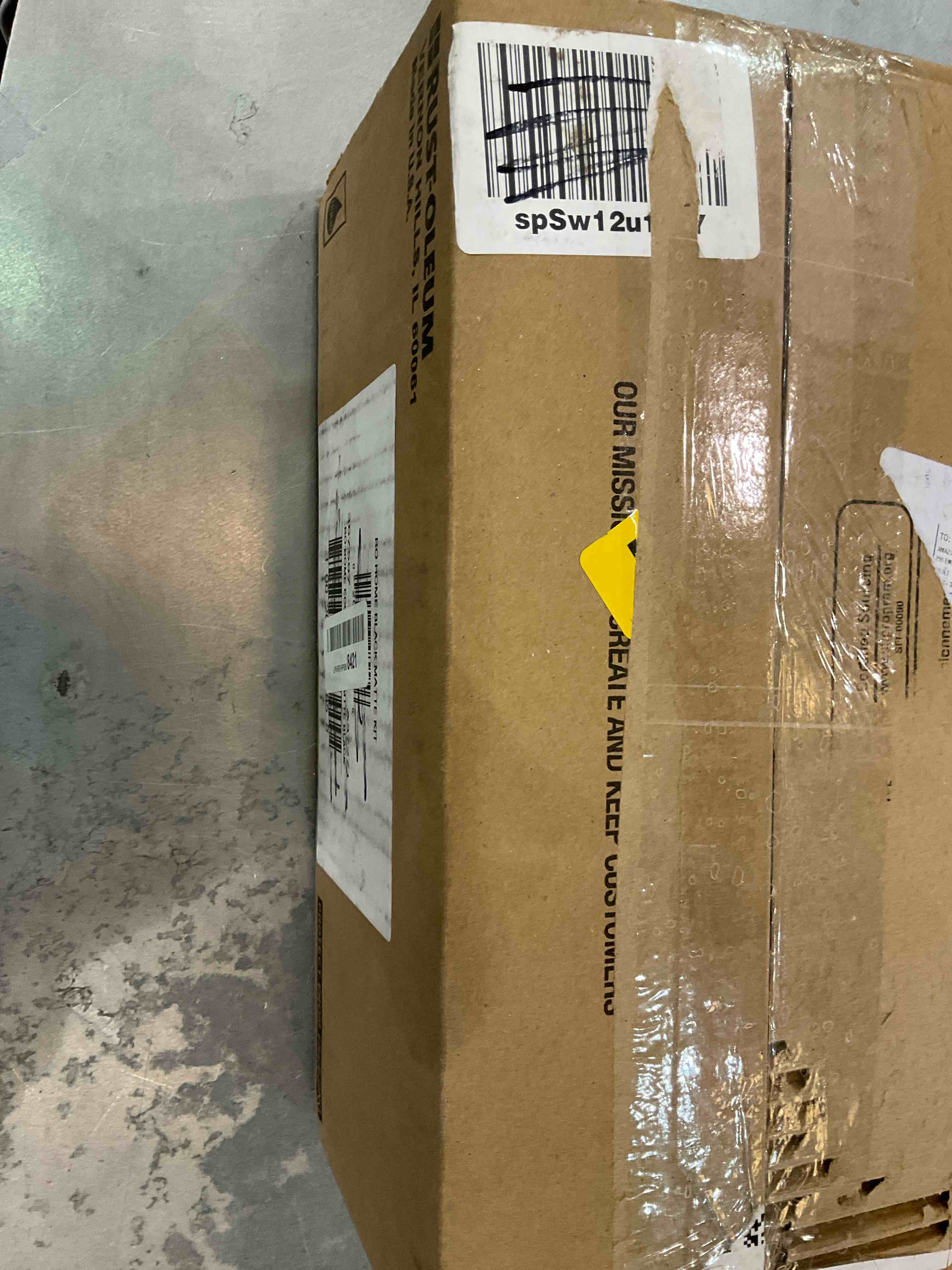 https://s3.amazonaws.com/lotting-images-prod/bidfta/EXS00731935_1703001436931.jpeg
