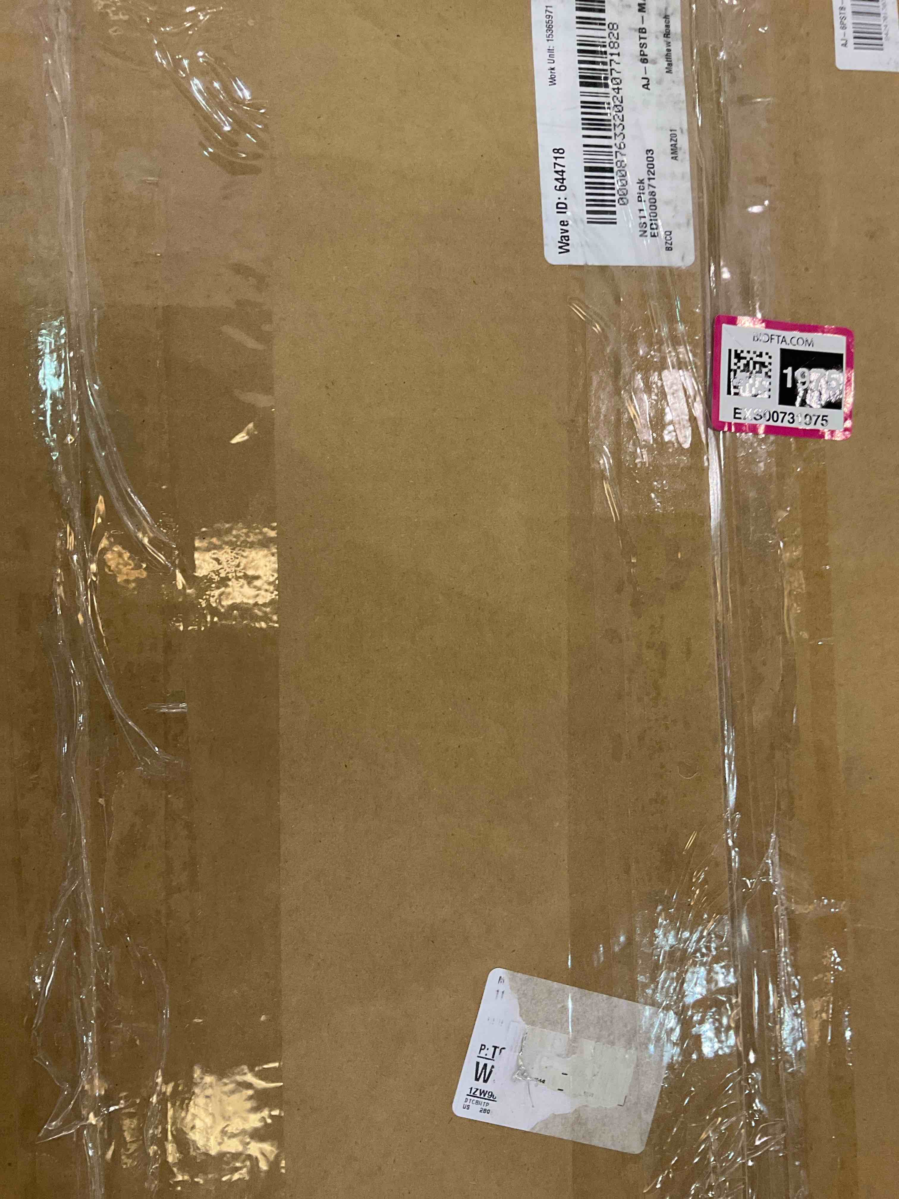 https://s3.amazonaws.com/lotting-images-prod/bidfta/EXS00731975_1703014879343.jpeg