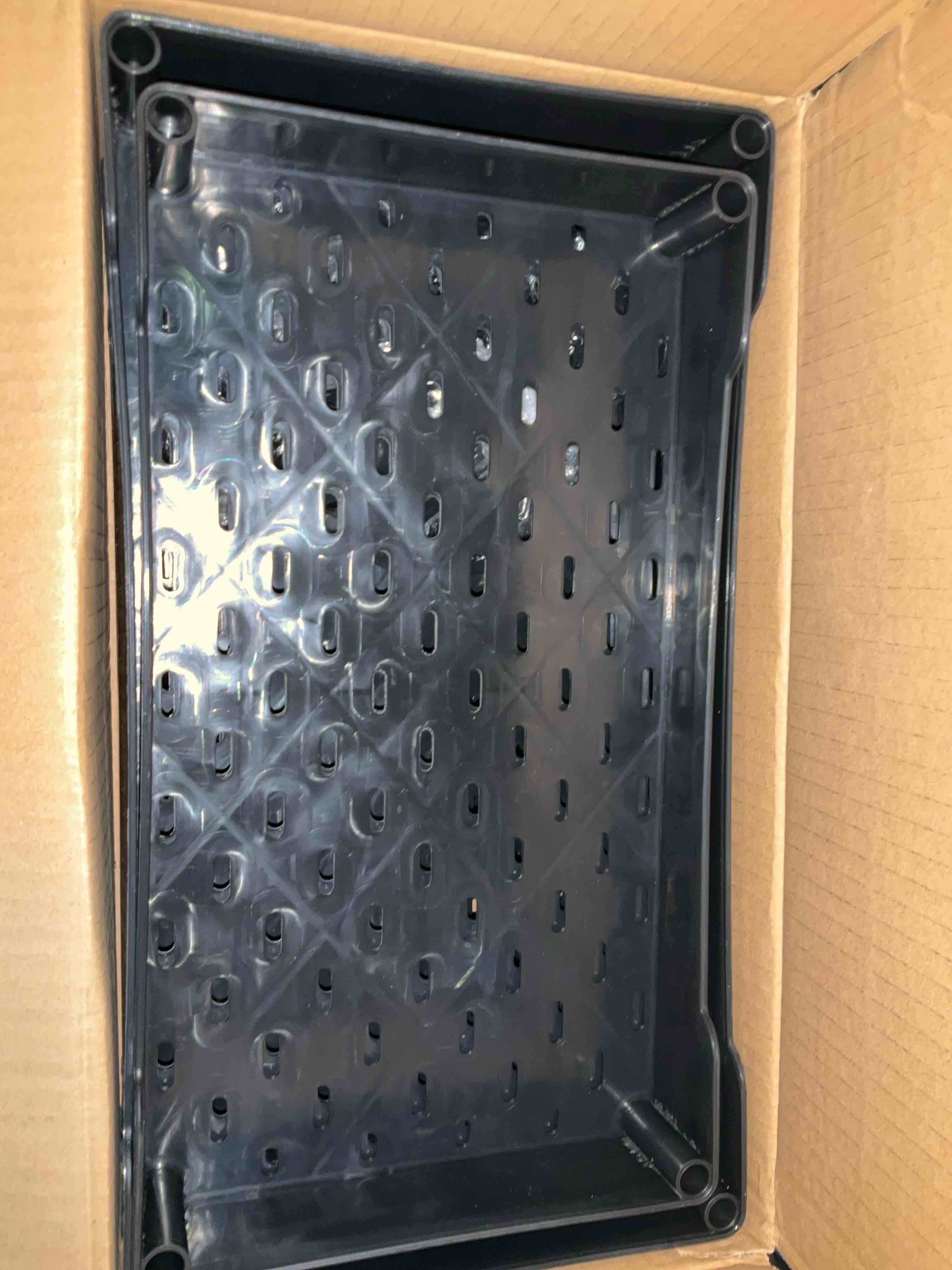https://s3.amazonaws.com/lotting-images-prod/bidfta/EXS00733035_1702383646441.jpeg